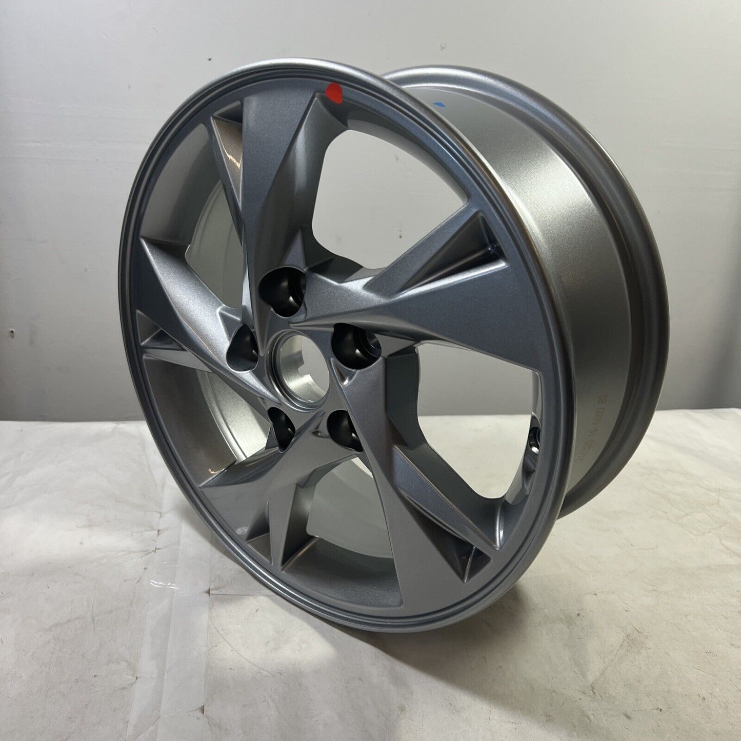 Genuine OEM Hyundai Elantra Aluminium Wheel NEW 15x6 2021-2023 52910AB100