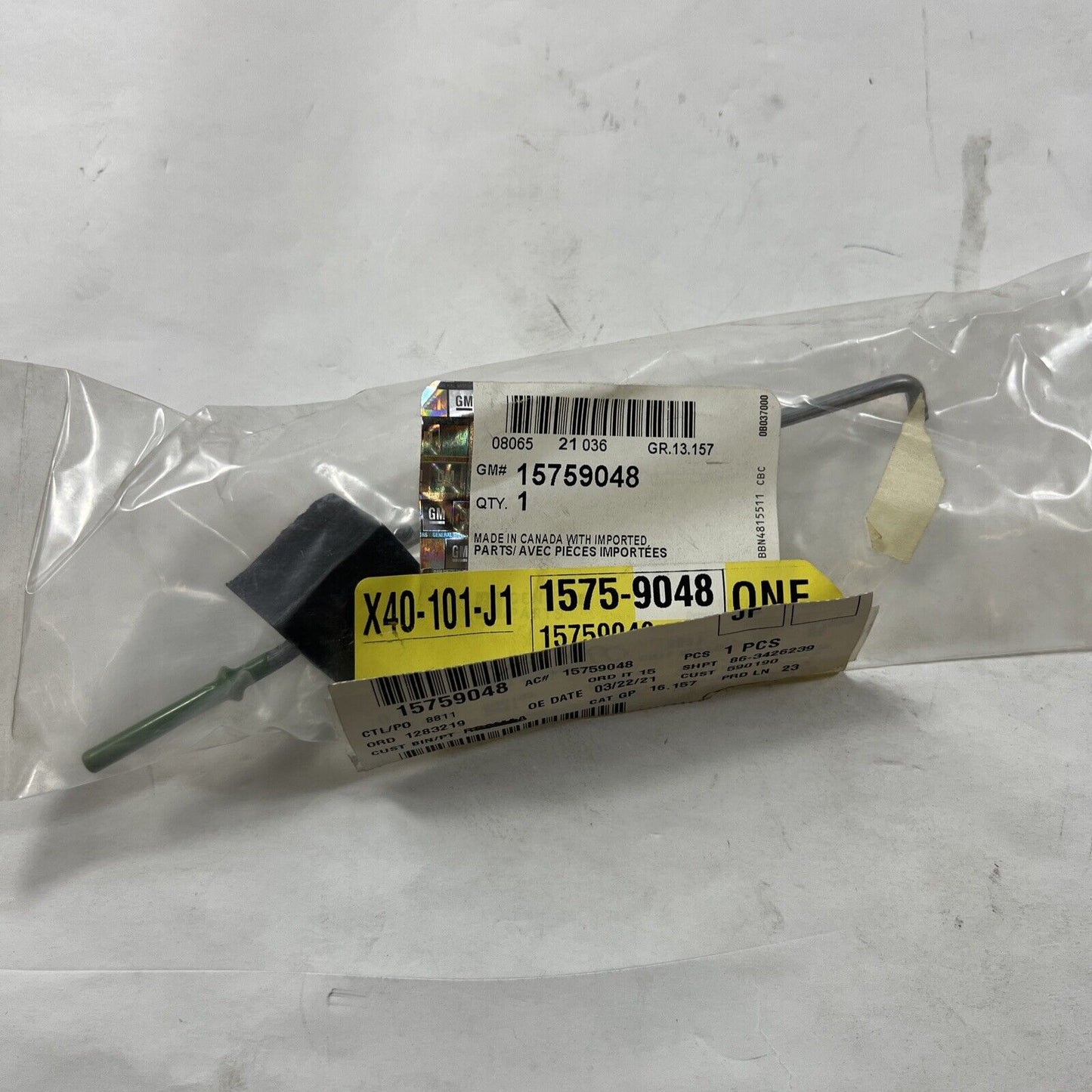 Genuine OEM GM Chevrolet Suburban Tahoe Front Door Lock Hardware-Rod 15759048