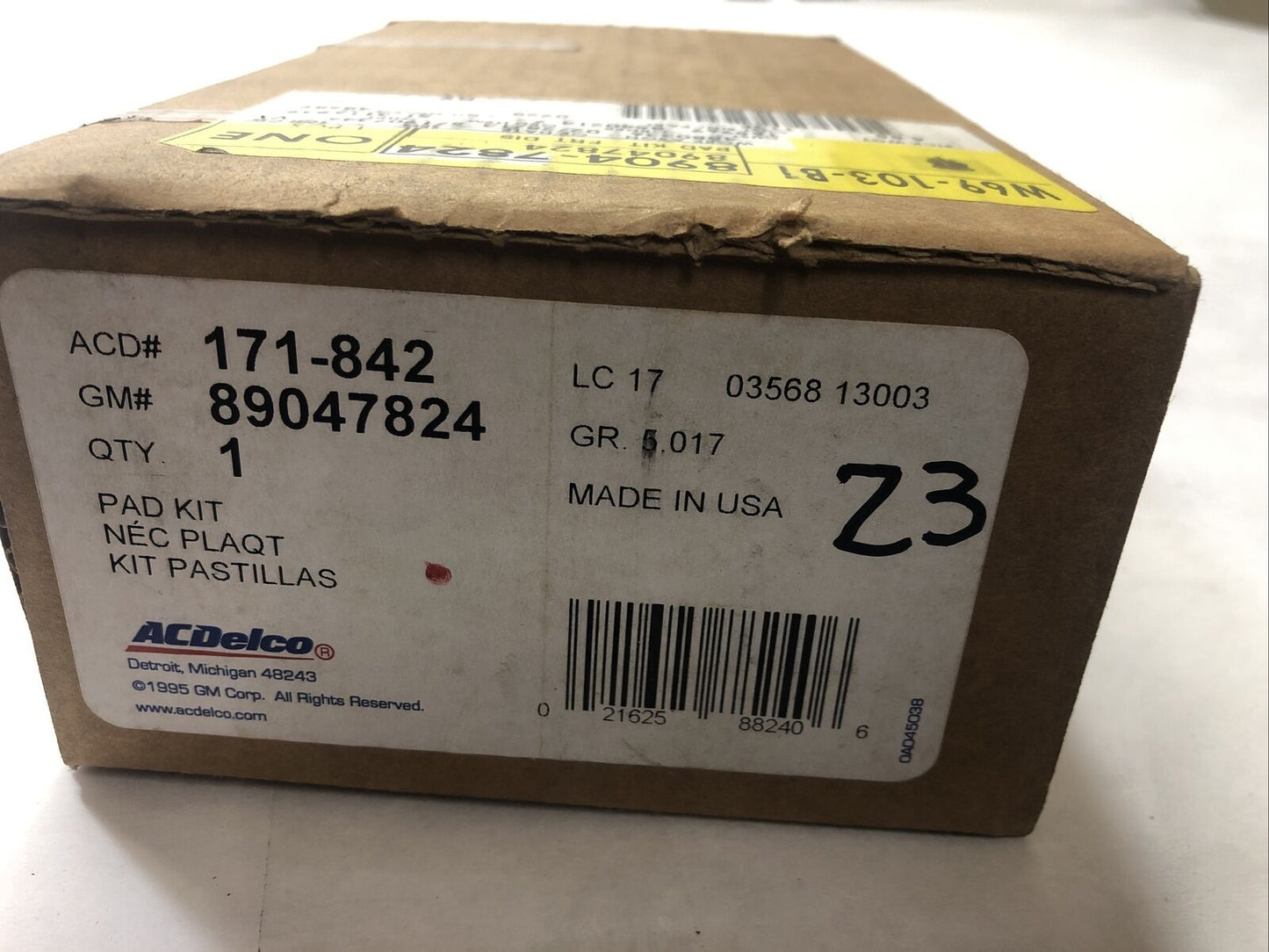 New OEM Genuine GM ACDelco 171-842 Chevrolet 01-07 Disc Brake Pad Set 89047824