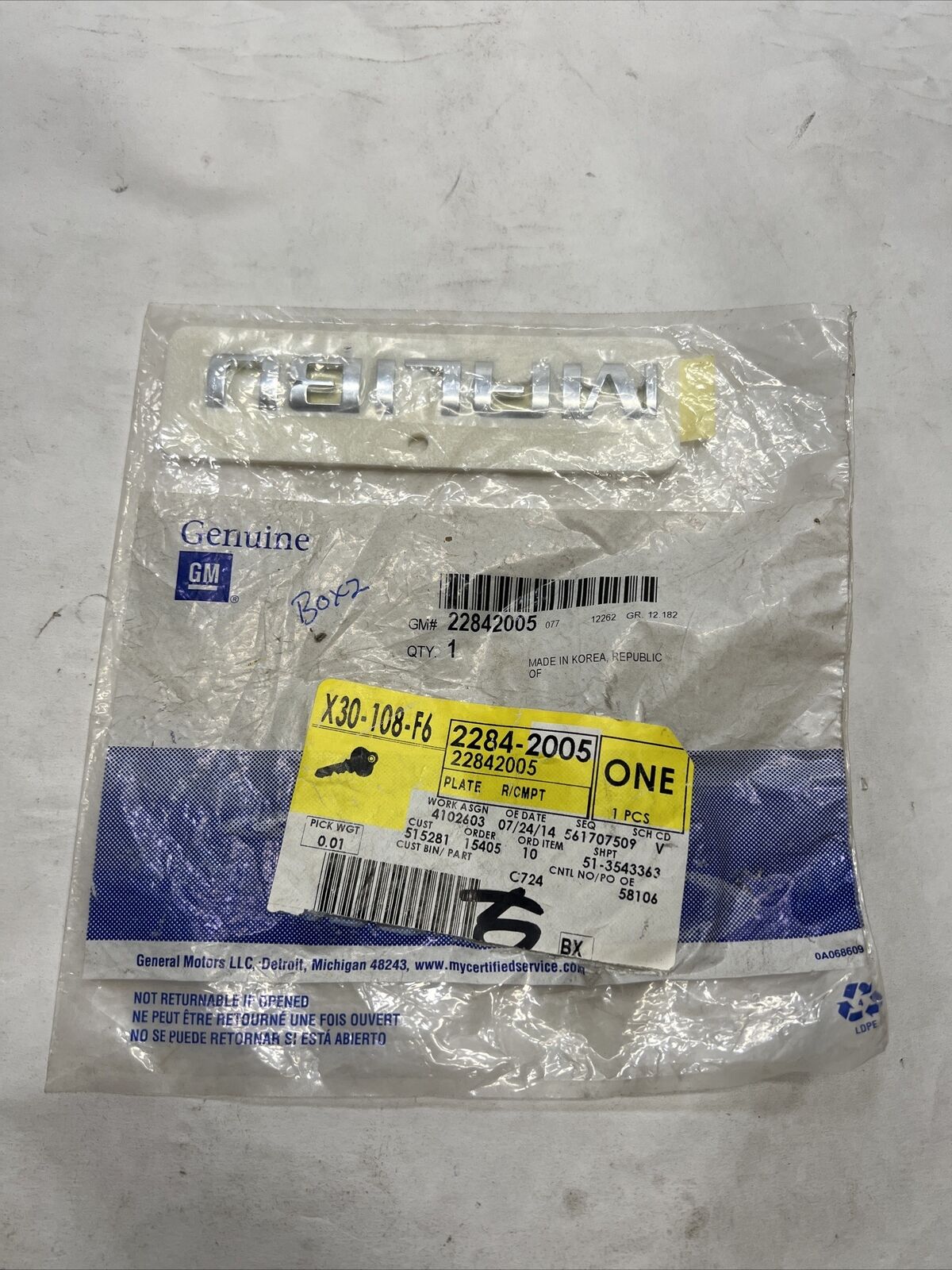Genuine OEM GM Malibu Deck Lid Name Plate 2008-2015 22842005