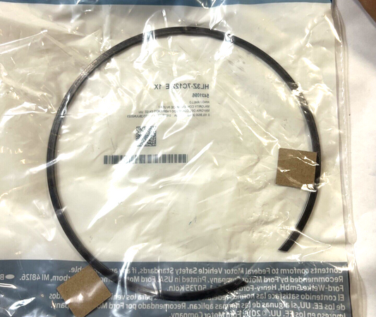 NEW Genuine OEM Ford Snap Ring HL3Z7C122E