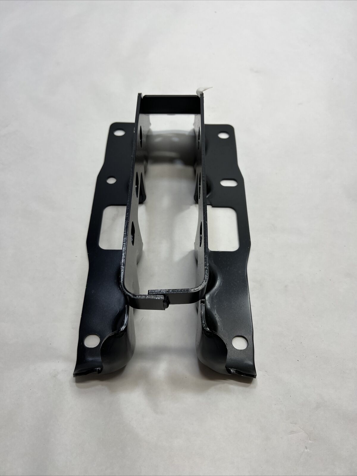 New For Ram 2500 19-22 Passenger Side Bumper Mounting Bracket CH1066149DSC