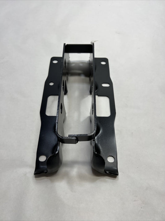 New For Ram 2500 19-22 Passenger Side Bumper Mounting Bracket CH1066149DSC