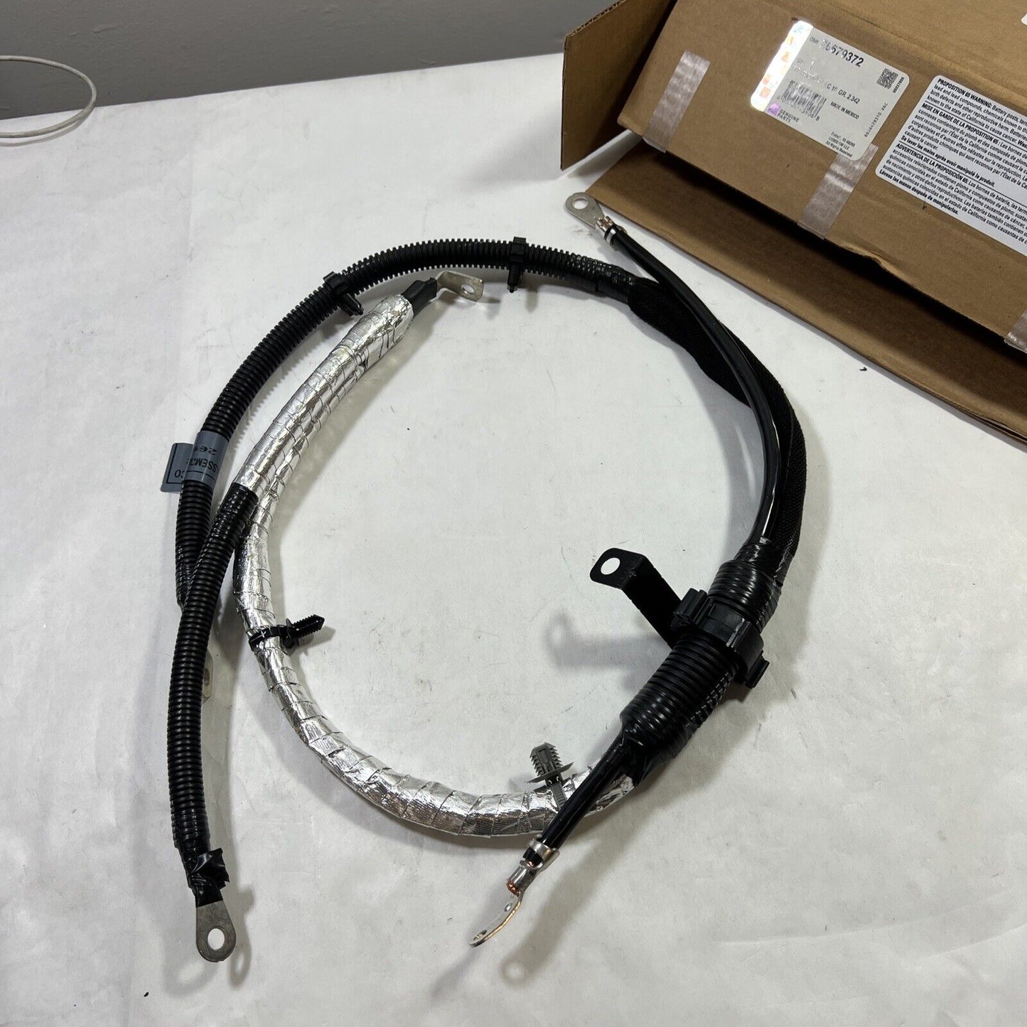 Genuine OEM GM LaCrosse Positive & Negative Battery Cable Asm 2010-2016 26679372