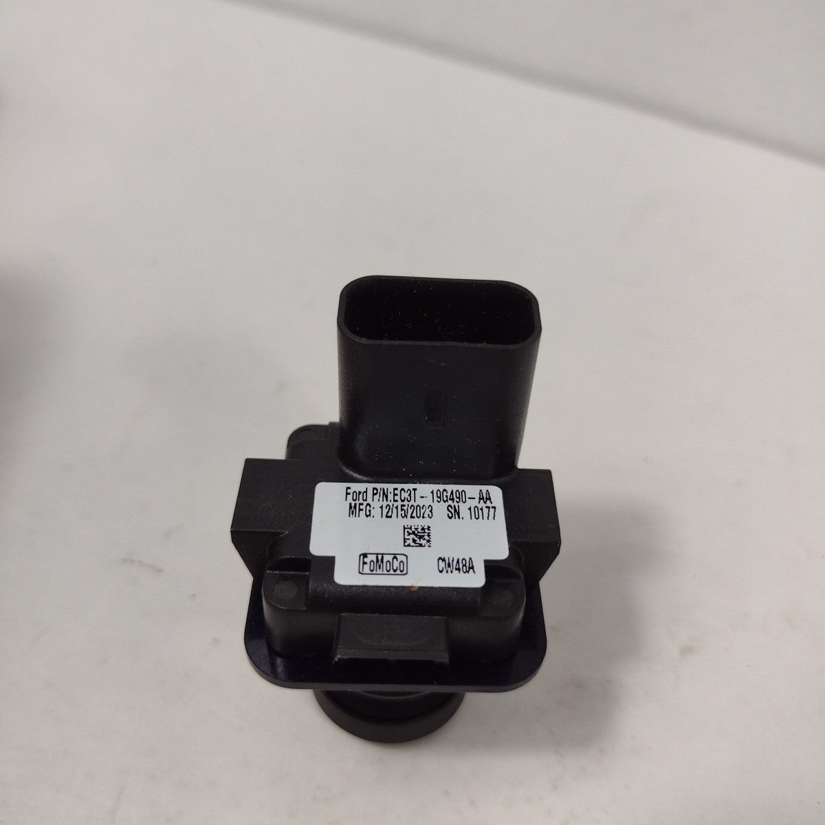 47295900