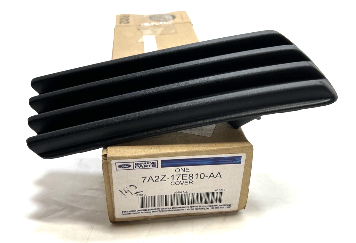 New OEM Genuine Ford 2007-2010 Right Passenger Side Support Cover 7A2Z17E810AA