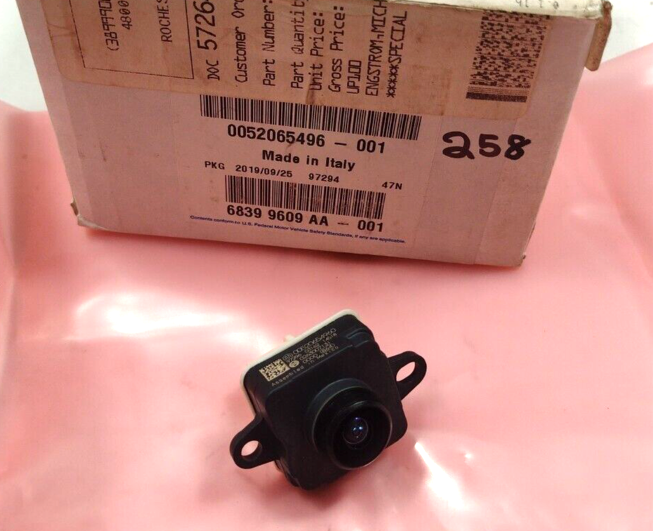 Genuine OEM Mopar Jeep Renegade Camera Rear View Camera 2018-23 68399609AA