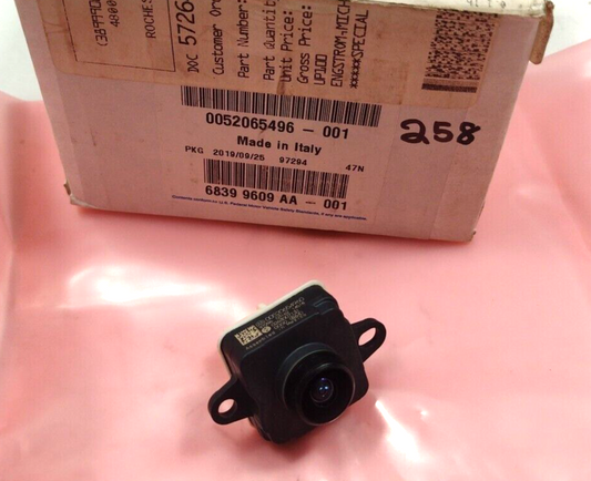 Genuine OEM Mopar Jeep Renegade Camera Rear View Camera 2018-23 68399609AA