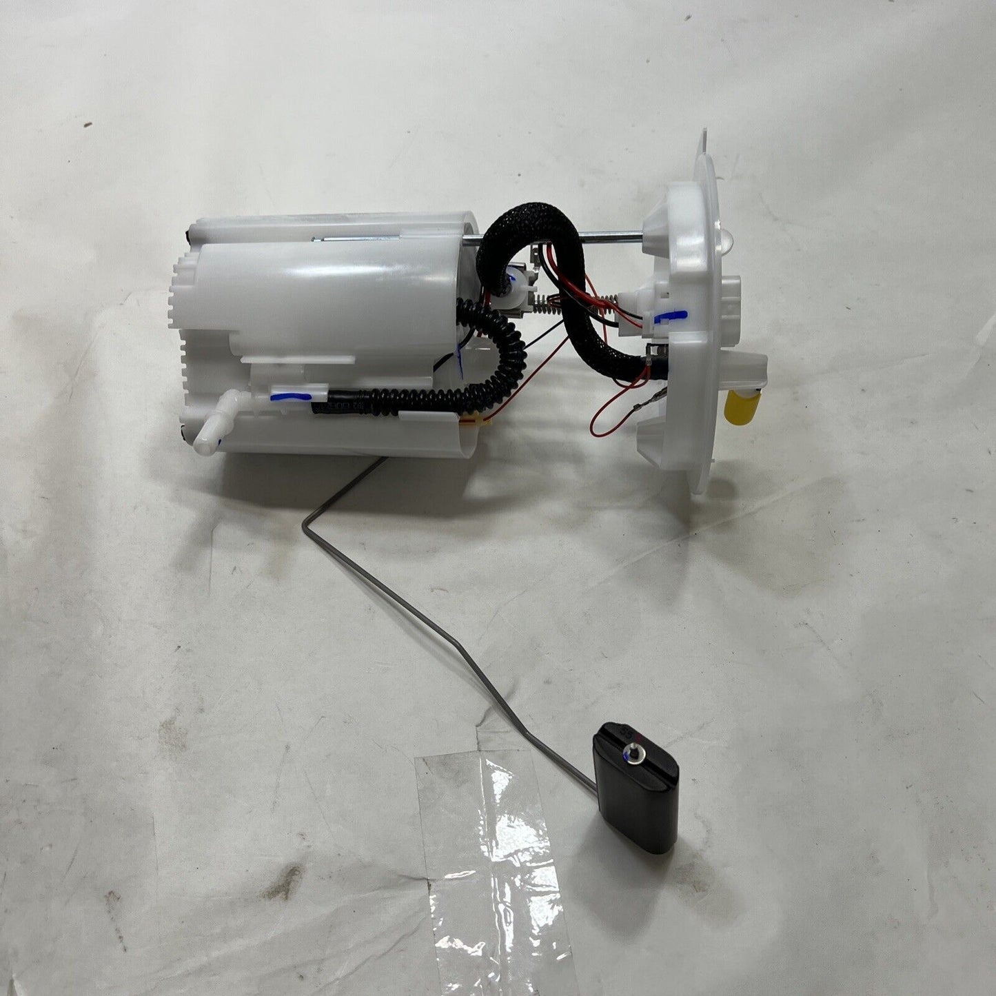New OEM Genuine Ford 2020-22 Motorcraft PFS-1326 Fuel Pump Assembly LX6Z-9H307-A