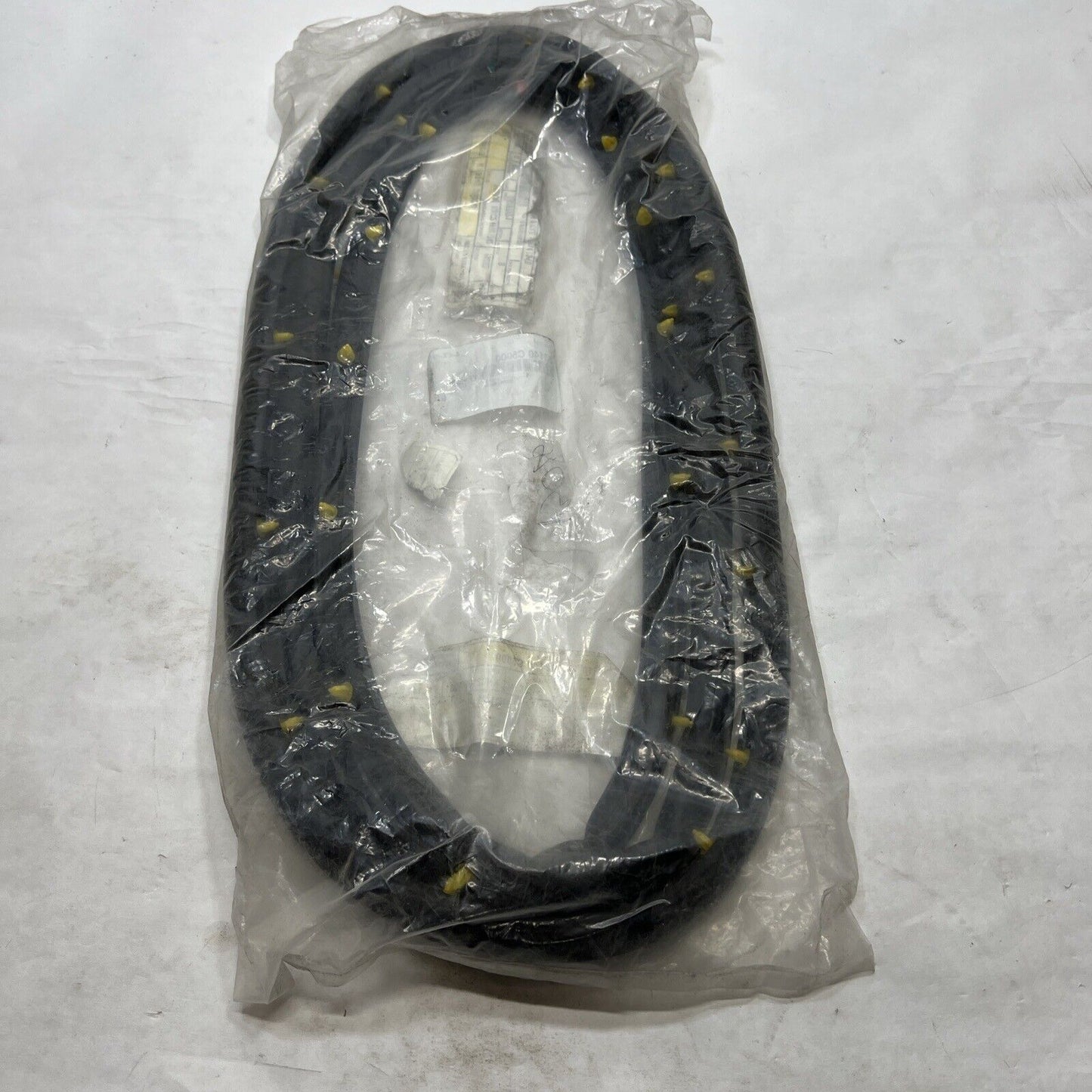 New OEM Genuine Kia Sorento 2016-2020 Right Door Weather Strip 82140C5000