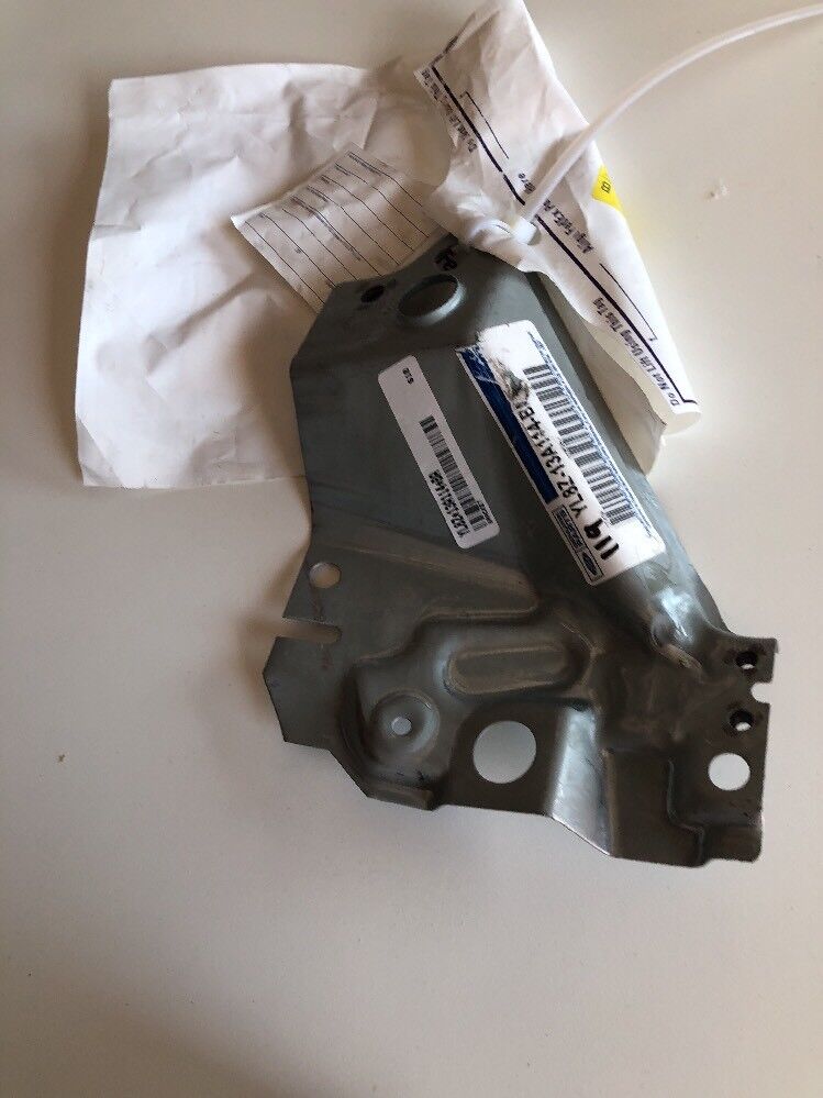 New OEM Ford Escape Radiator Support Bracket Right  01-04  YL8Z13A114BA