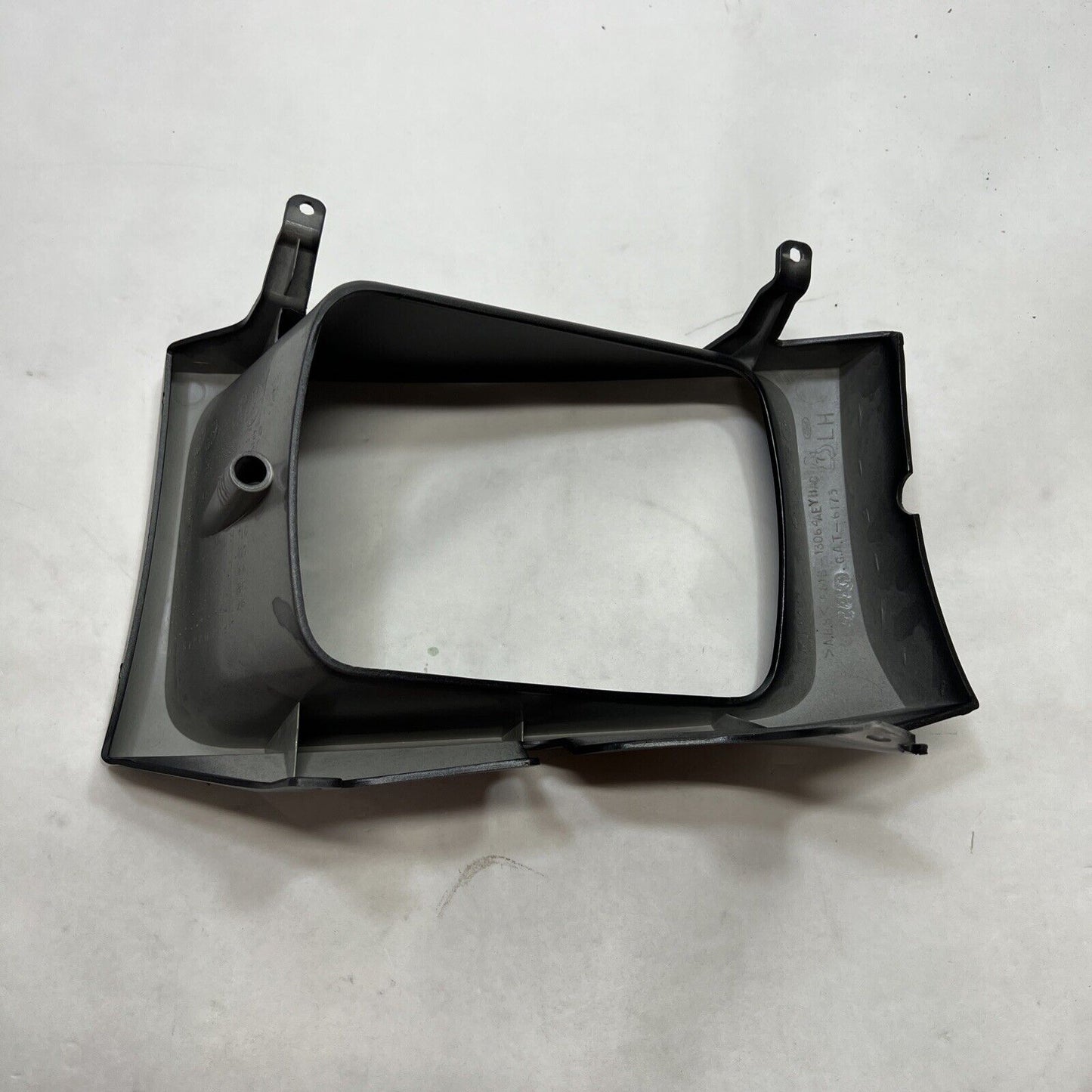 New OEM Genuine Ford F-Series 1999-2004 Front Left Headlight Bezel F81Z13064AAB