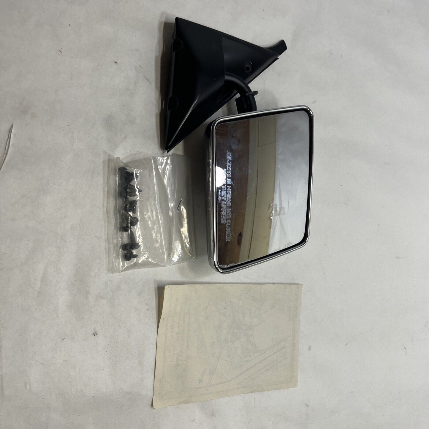 New OEM GM General Motors Front Right Passenger Side Mirror Kit 997463