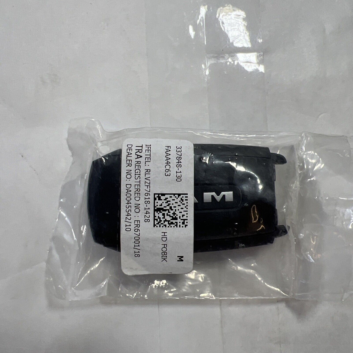 Genuine OEM Mopar 2500 Integrated Key Fob Transmitter 2019-2022 68381171AC