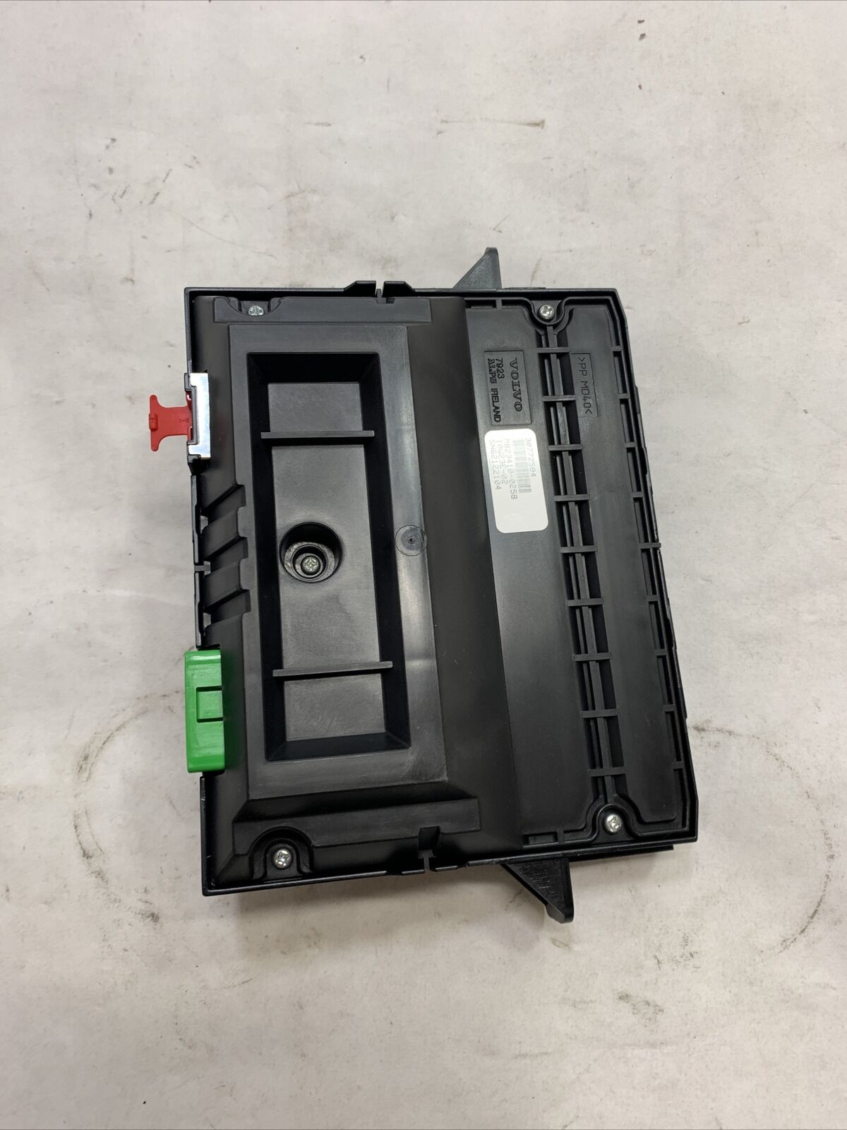 New OEM 2010-2011 Volvo Xc60 Dash Upper Display Screen 30772584