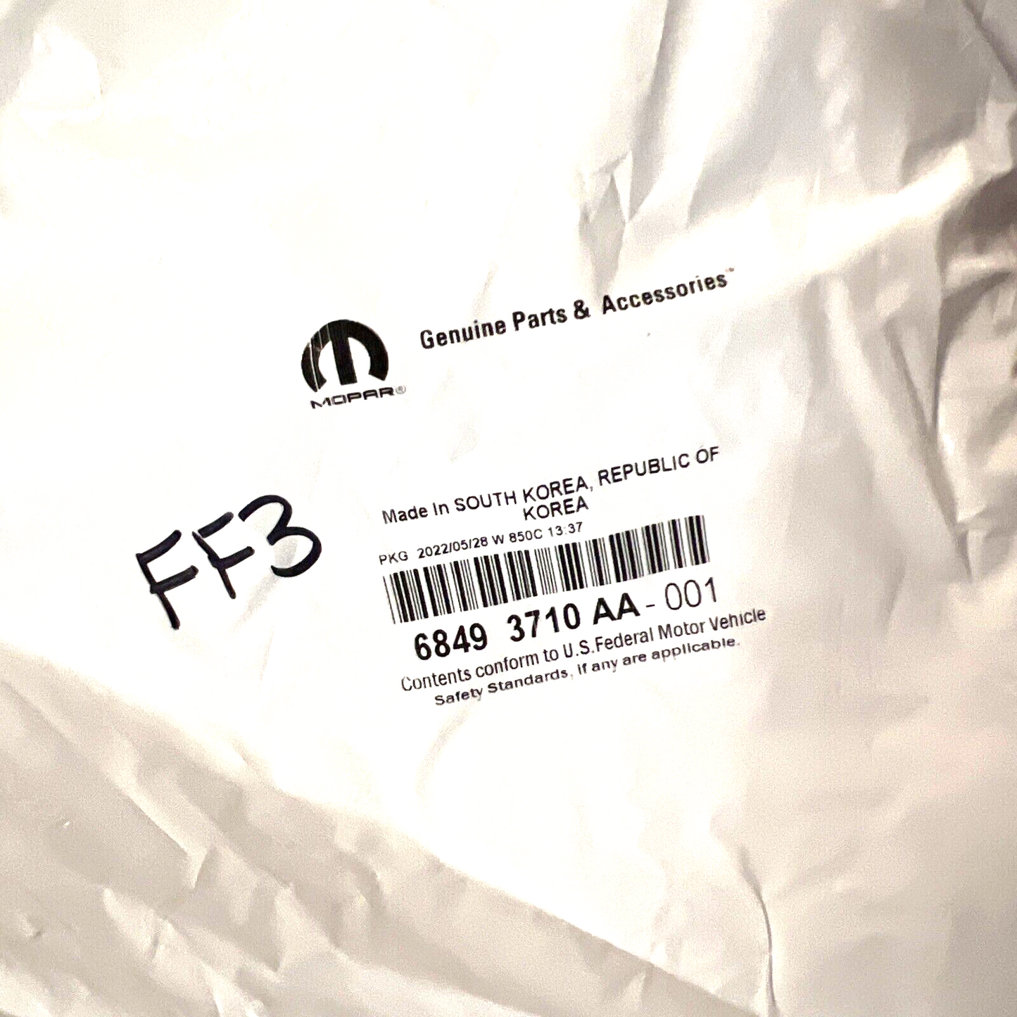 Genuine OEM Mopar Jeep Cherokee 2019-2023 Seal-Hood To Fender 68493710AA