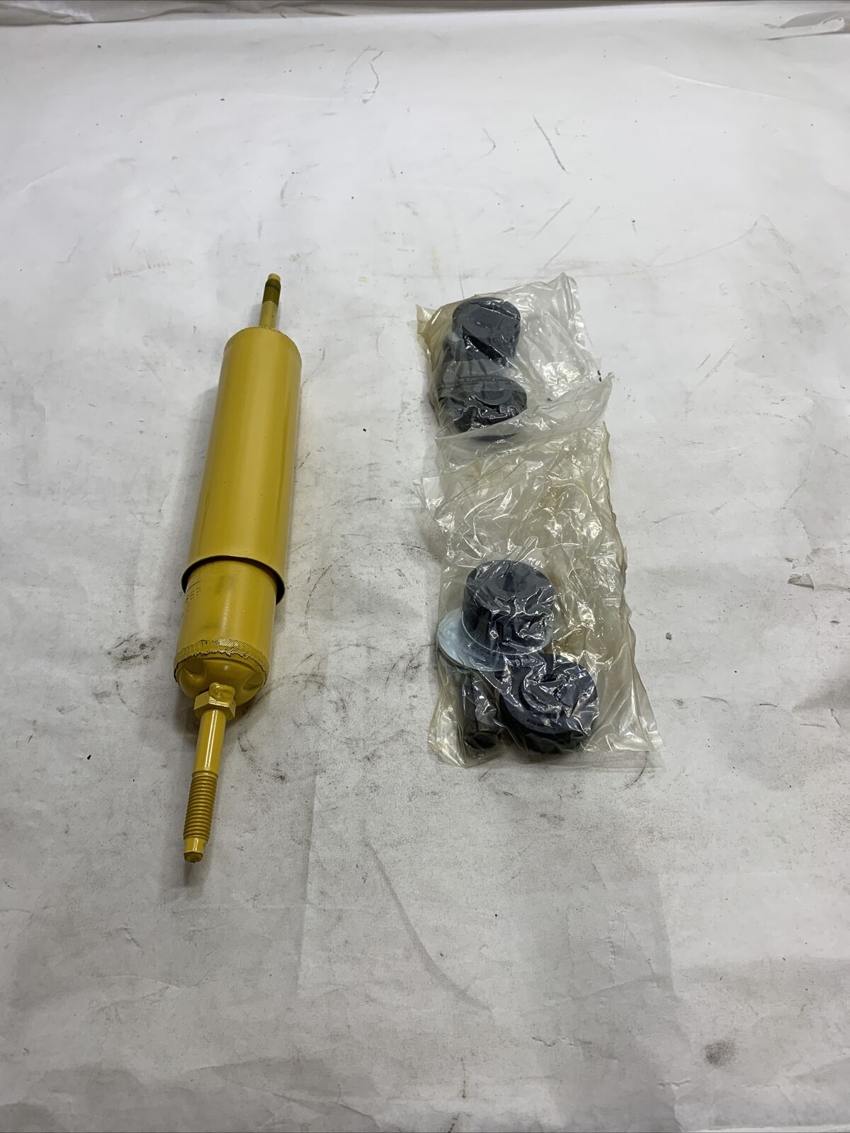 New Monroe Shock Strut Absorber 6605