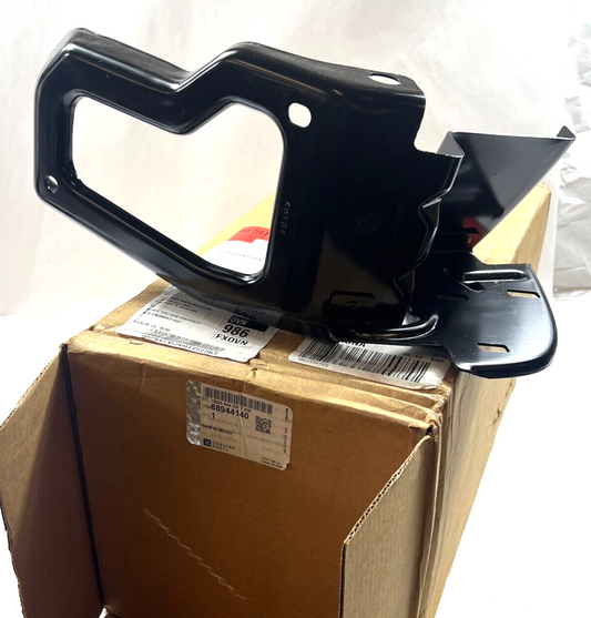 Genuine OEM GM Chevrolet Avalanche 1500 Bumper Assembly 2003-2006 88944140