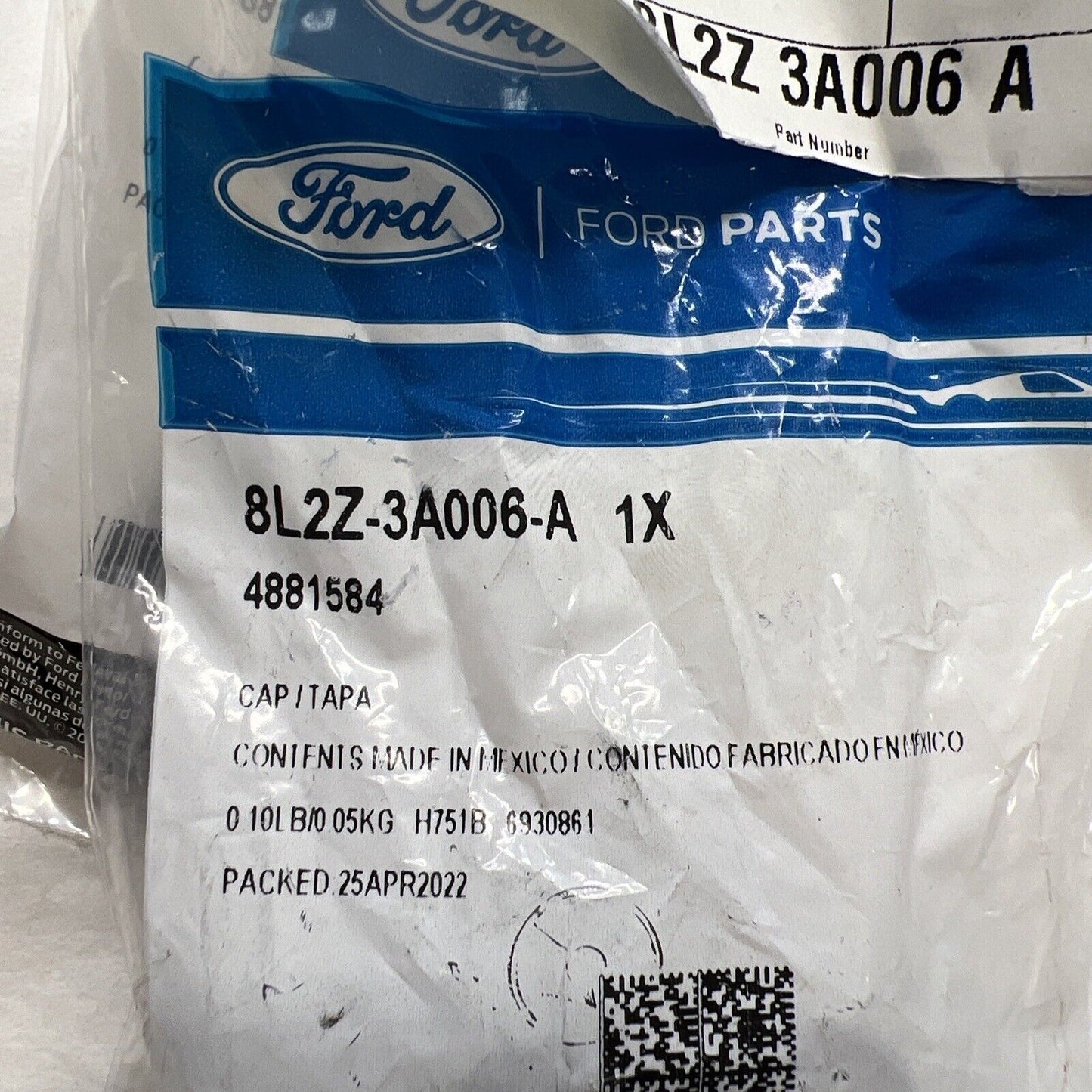 New OEM Genuine Ford E-350 Super Duty 2000-2023 Front Reservoir Cap 8L2Z3A006A