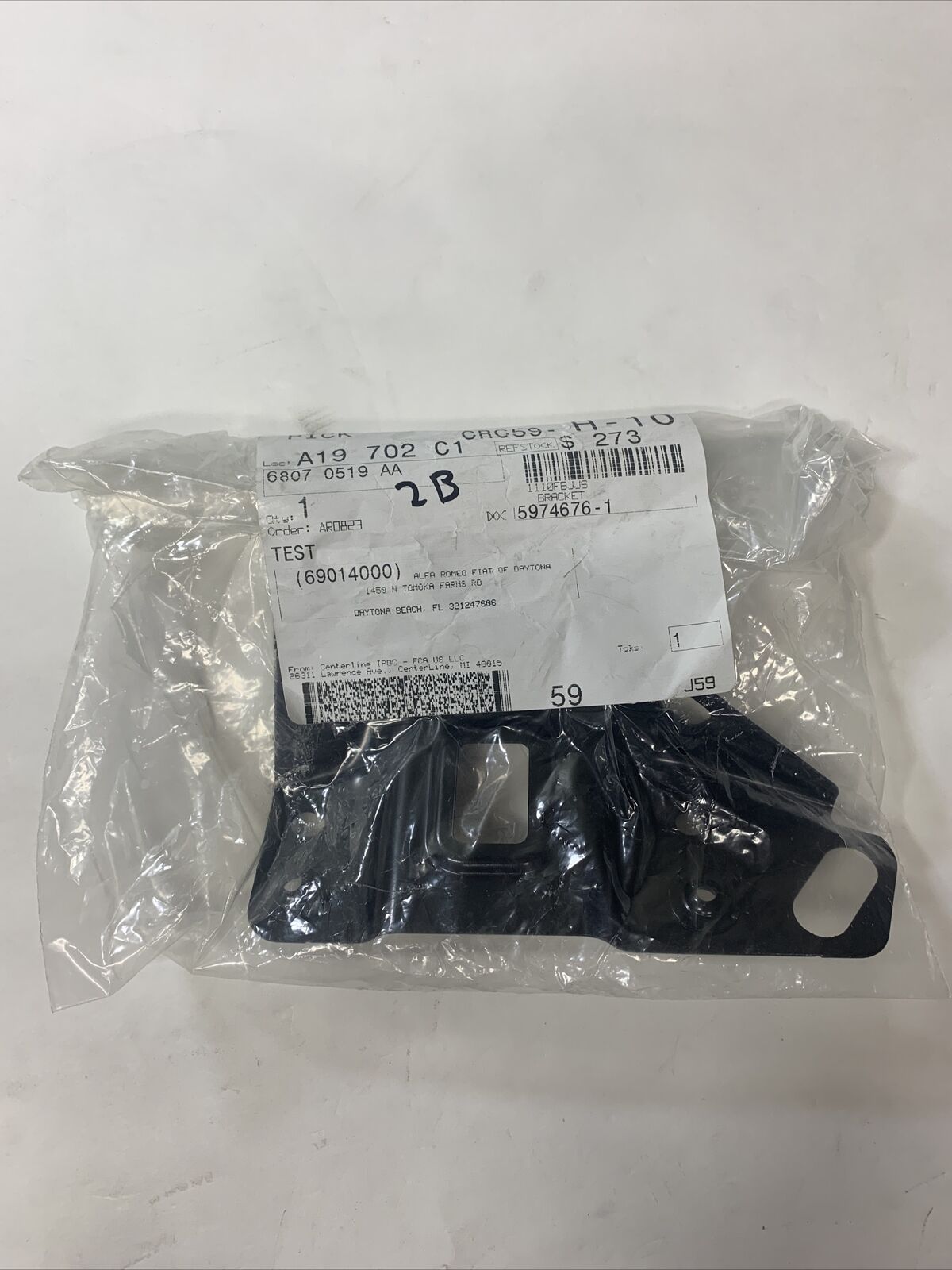 New OEM Mopar Fiat 500 Fender Mounting Bracket Front Left 2012-18 68070519AA