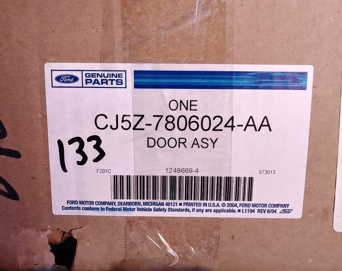 47298245