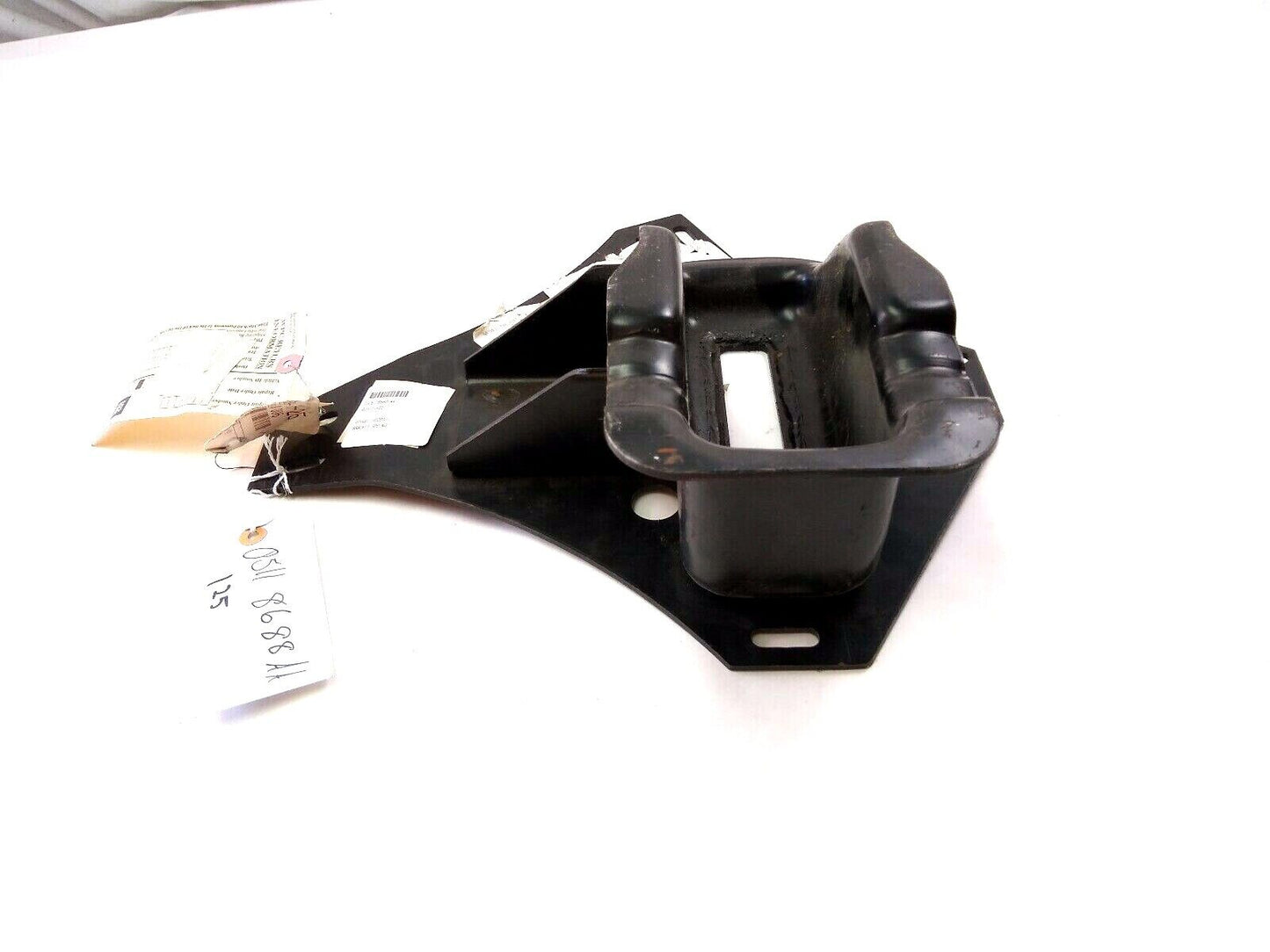 New OEM Dodge Sprinter Bracket Front Passenger Side New 2003-2006  05118688AA