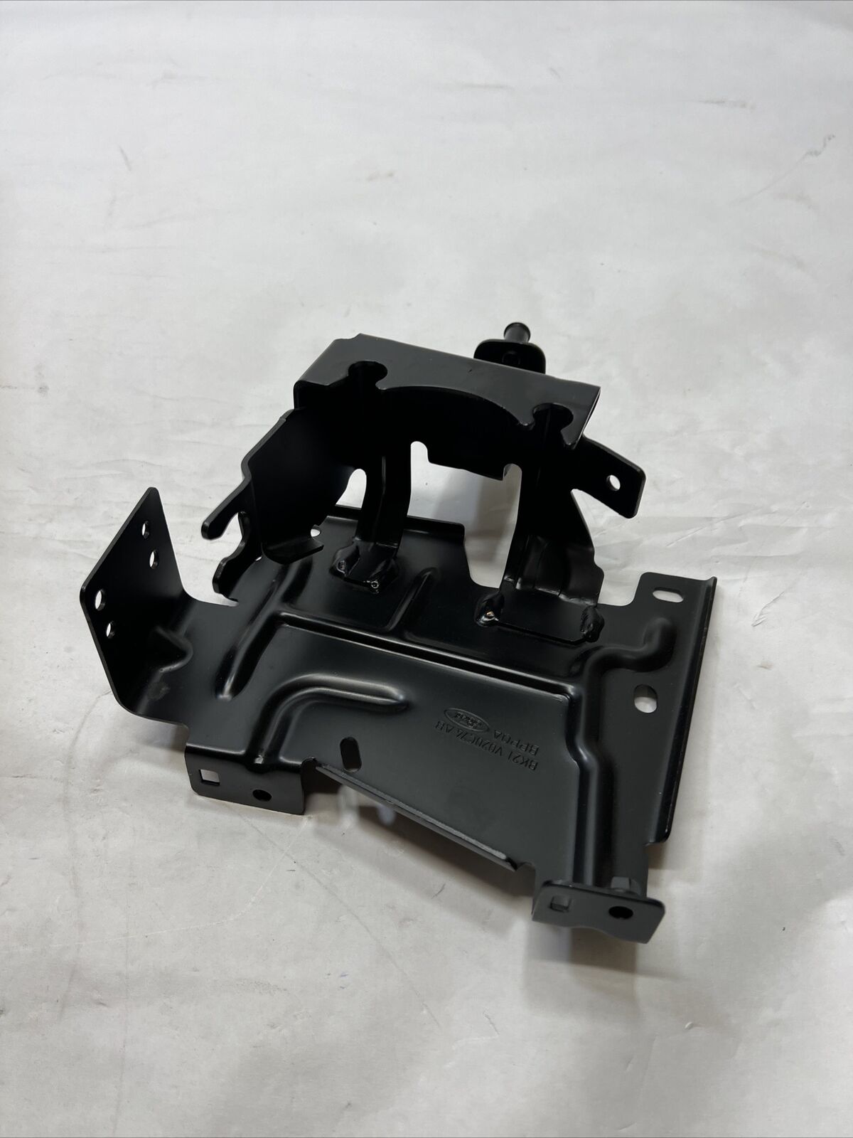 New OEM Genuine Ford Transit-150 2015-2019 Holder Bracket BK2Z14536A