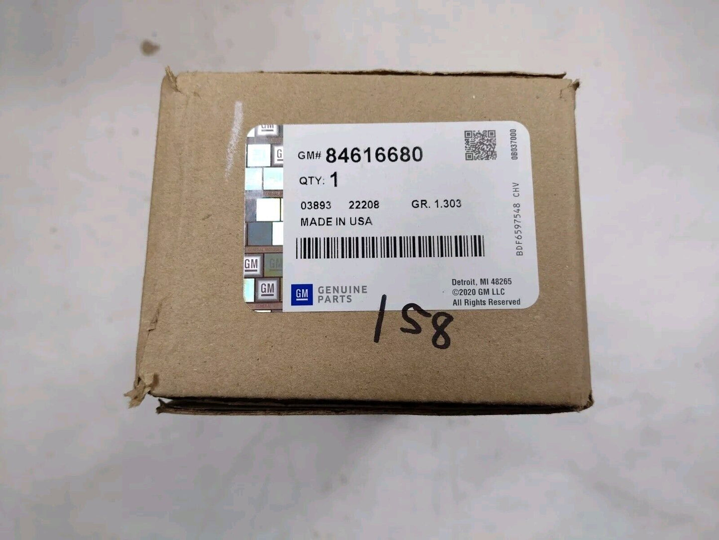 Genuine OEM GM Chevrolet Colorado Exterior Emblem Kit Bow-Tie 2021-2022 84616680