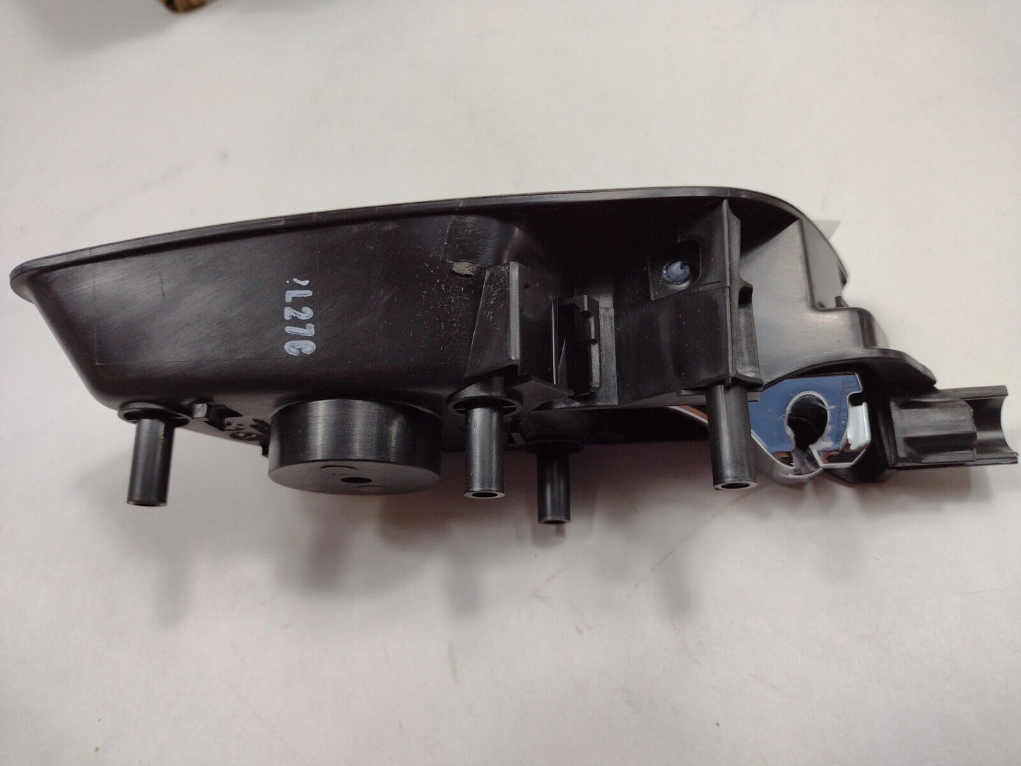 Genuine OEM GM Chevy Sonic Interior Door Handle 2010-2020 22853824