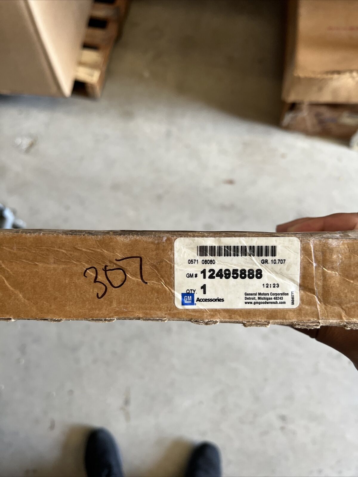 New OEM GM Chevy Tracker Front Window Air Deflectors 1999-2004 12495888