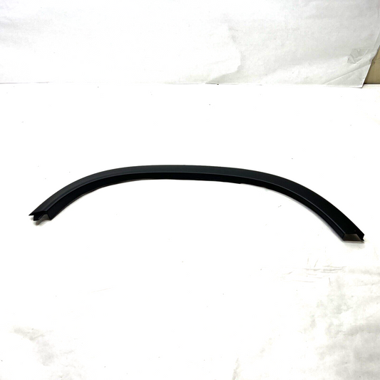 New OEM Genuine GM Trax Right Passenger Side Wheel Opening Molding 95298242
