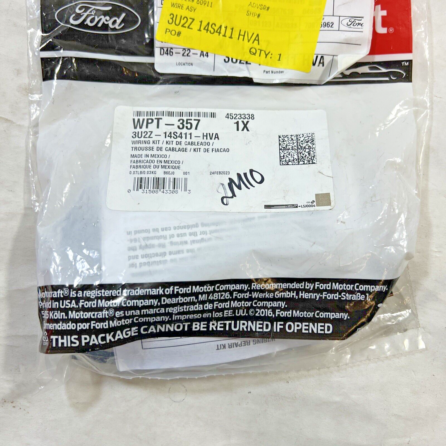 Genuine OEM Ford Windshield Washer Pump Connector Motorcraft WPT357