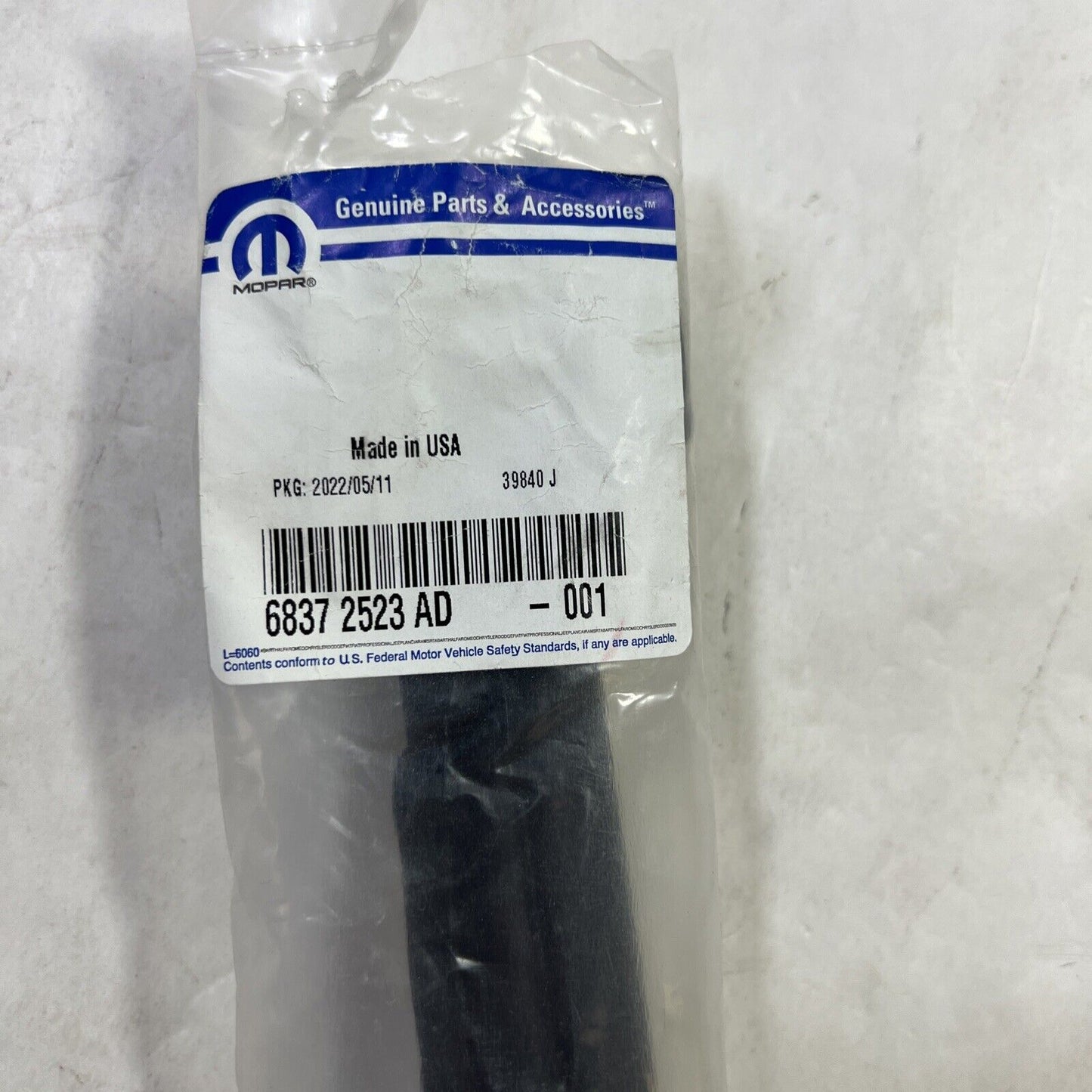 Genuine OEM Mopar Wrangler Left Driver Side Door Glass Seal 2018-2023 68372523AD