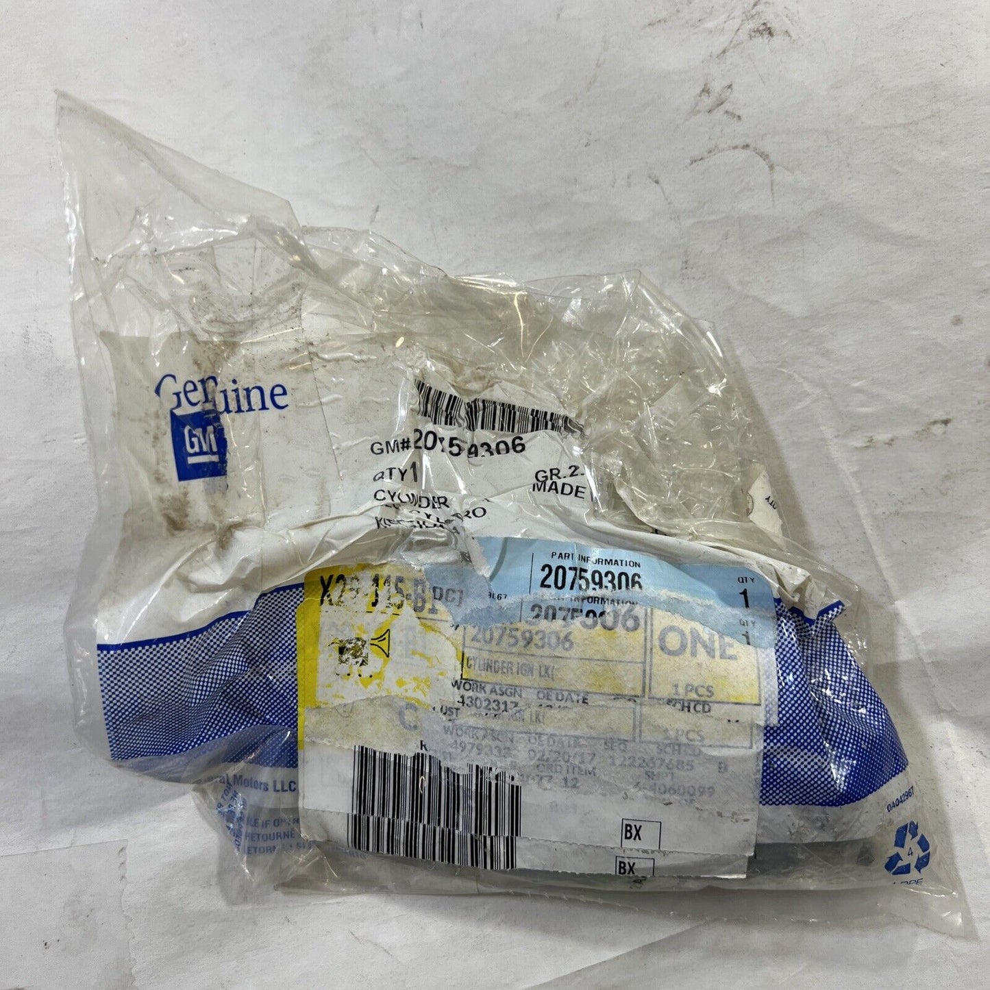 Genuine OEM GM Malibu Ignition Lock Cylinder 2004-2012 20759306