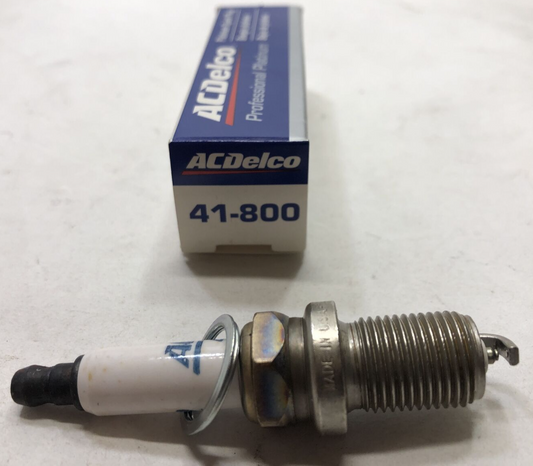 New OEM Genuine GM ACDelco 41-800 Saturn LW300 2001-2003 Spark Plug 19305821
