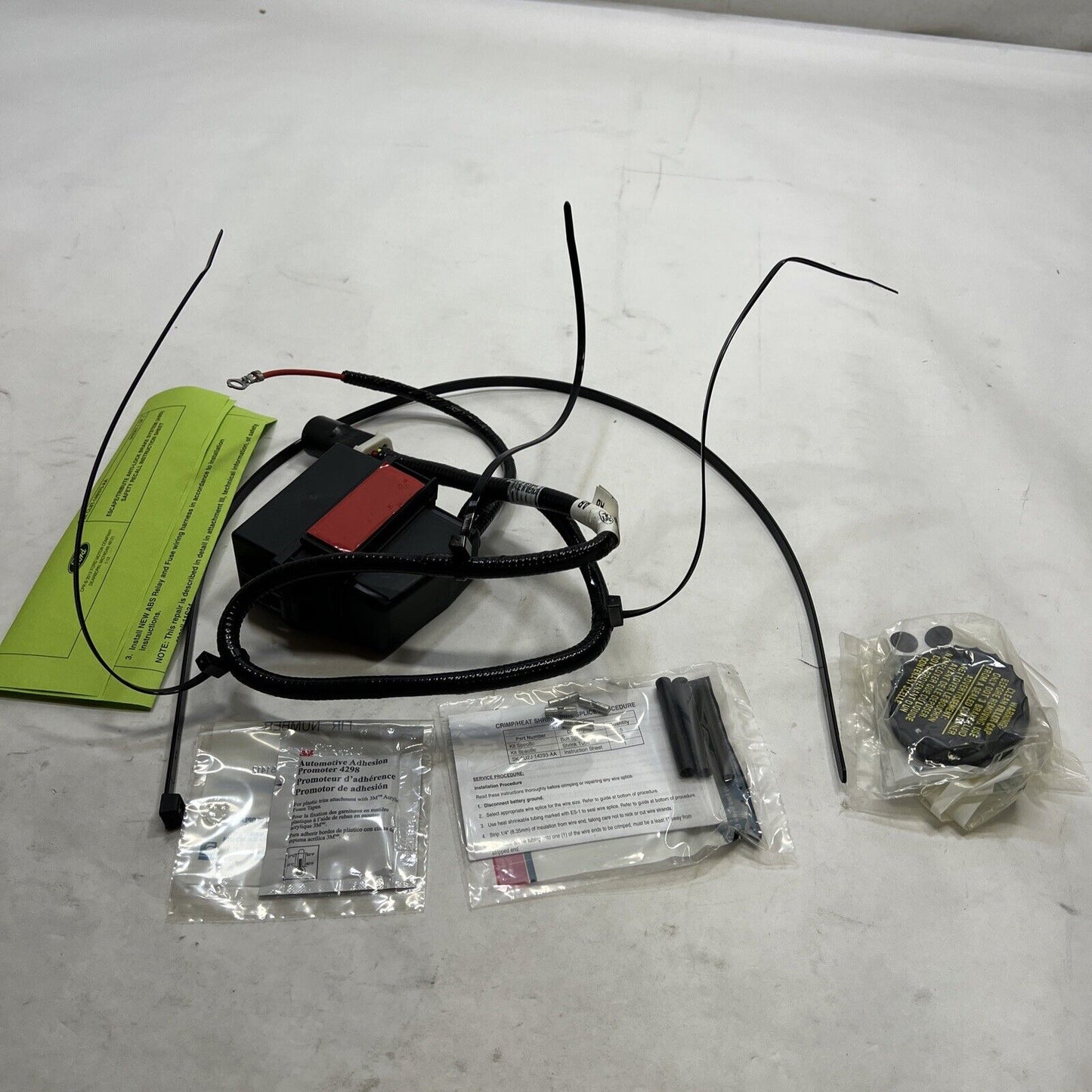 New OEM Genuine Ford Fuse Relay Wire Wiring Assembly CL8Z-14A411-A