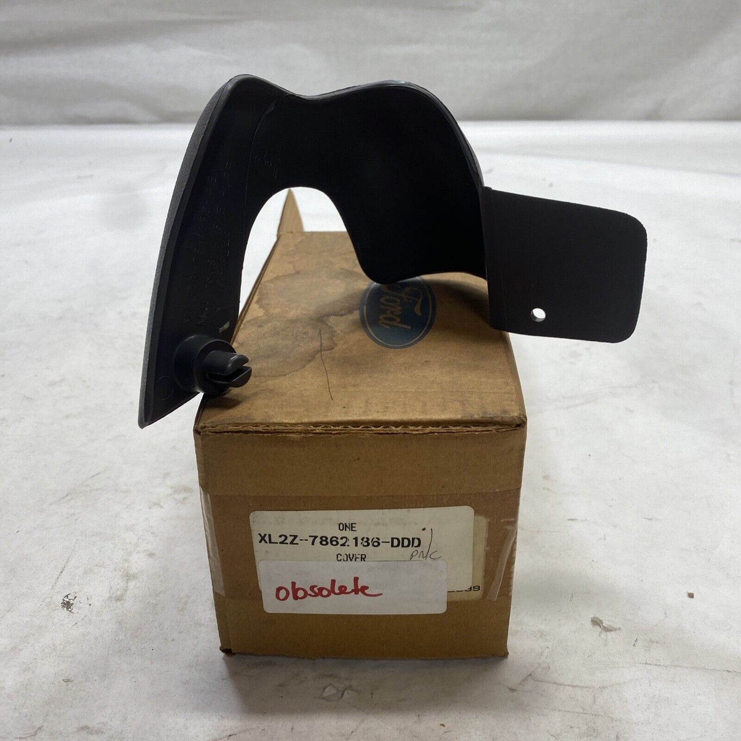 New OEM Ford Explorer 99-01 Driver Seat Inner Cover Graphite XL2Z-7862186-DDD