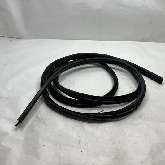 New OEM Genuine Ford Center Inner Door Weather strip Seal Body EK4Z61404A06E