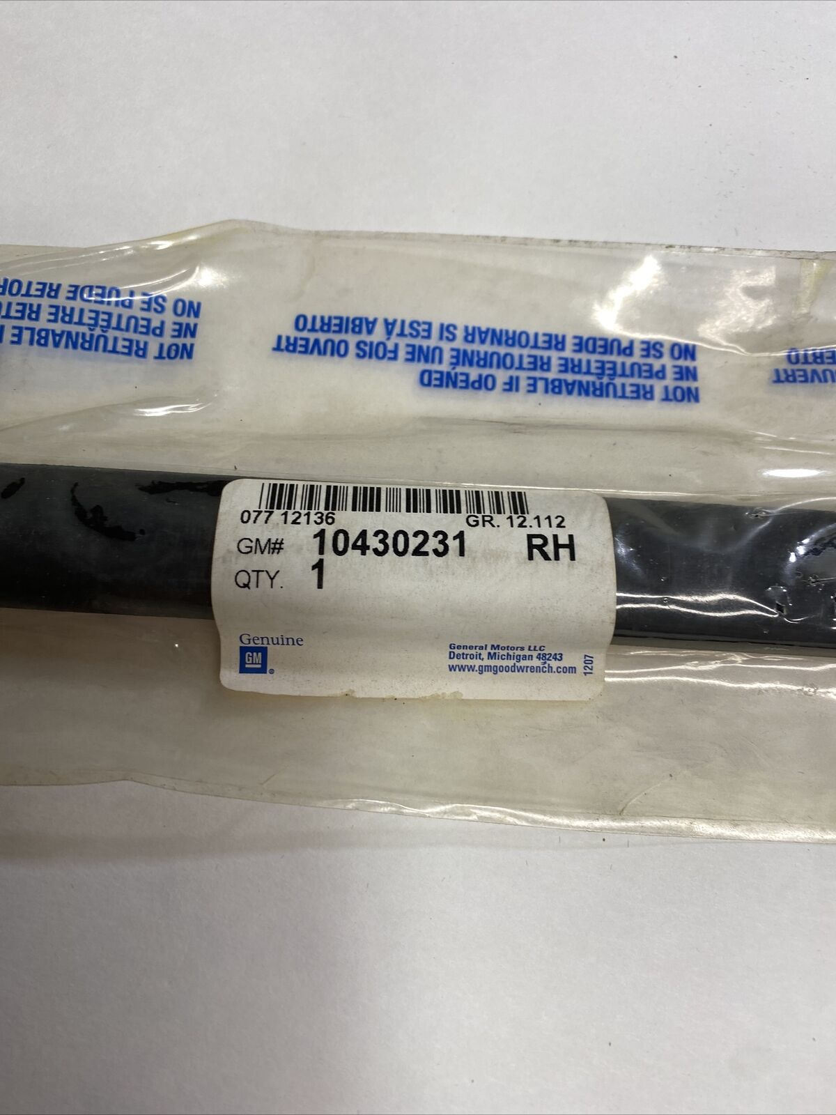 New OEM GM Oldsmobile Intrigue Door Side Molding Front Right 1998-02 10430231