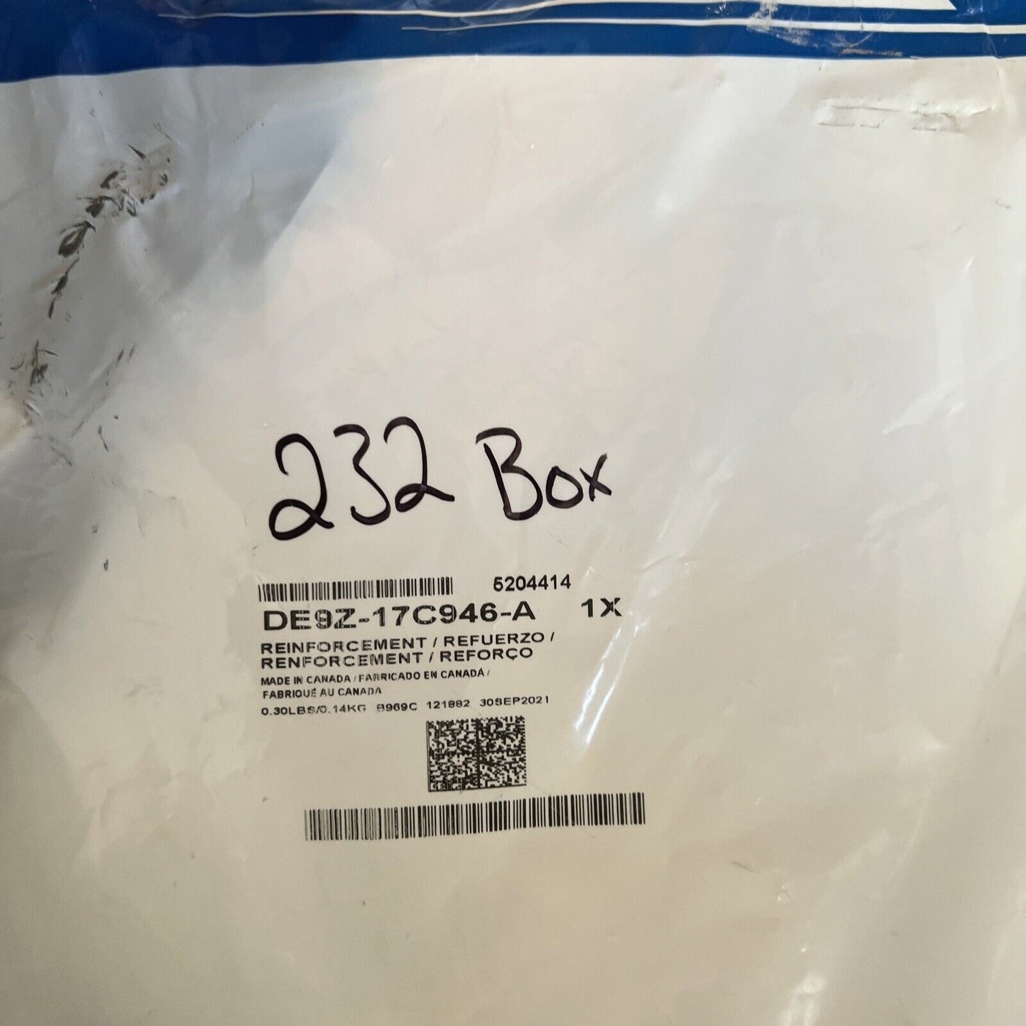 New OEM Ford Lincoln MKT Front Right Side Bumper Support Bracket DE9Z-17C946-A