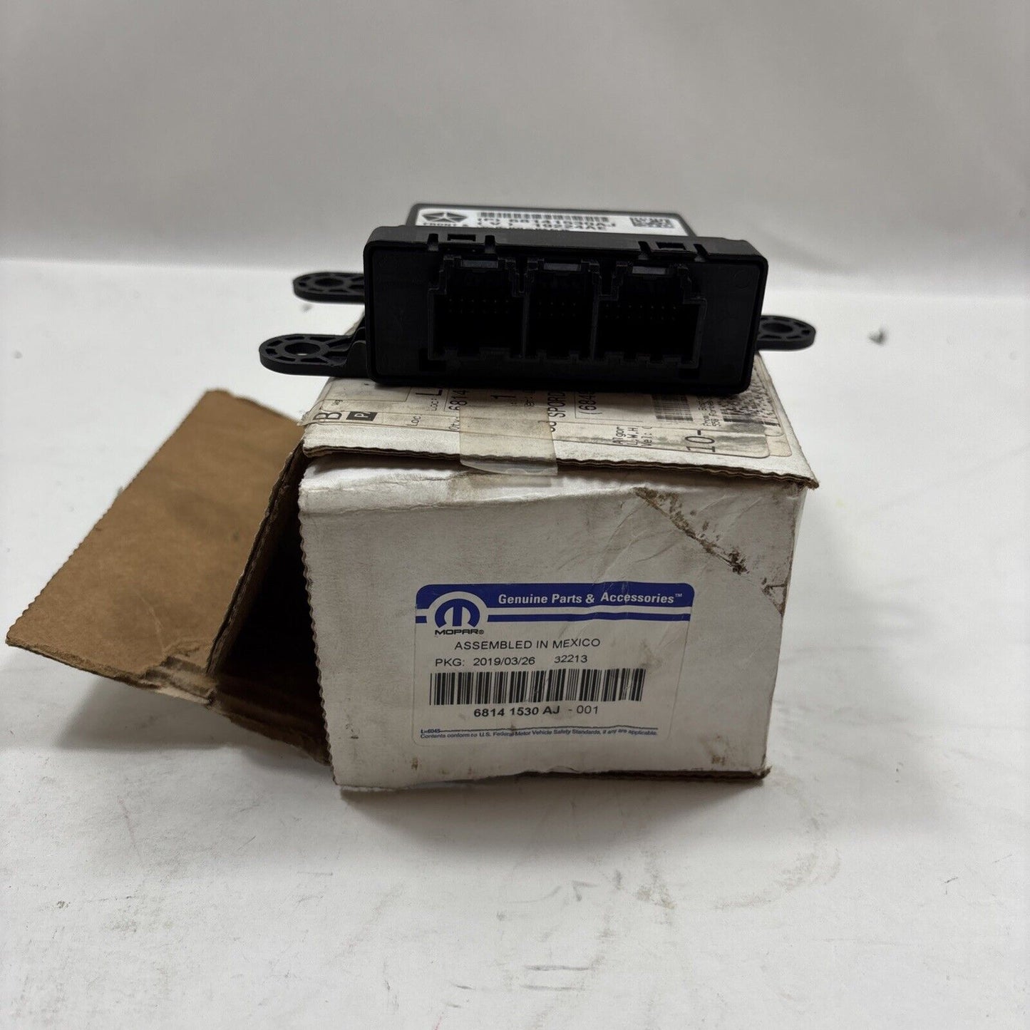Genuine OEM Mopar Park Assist Module  68141530AH  68141530AJ