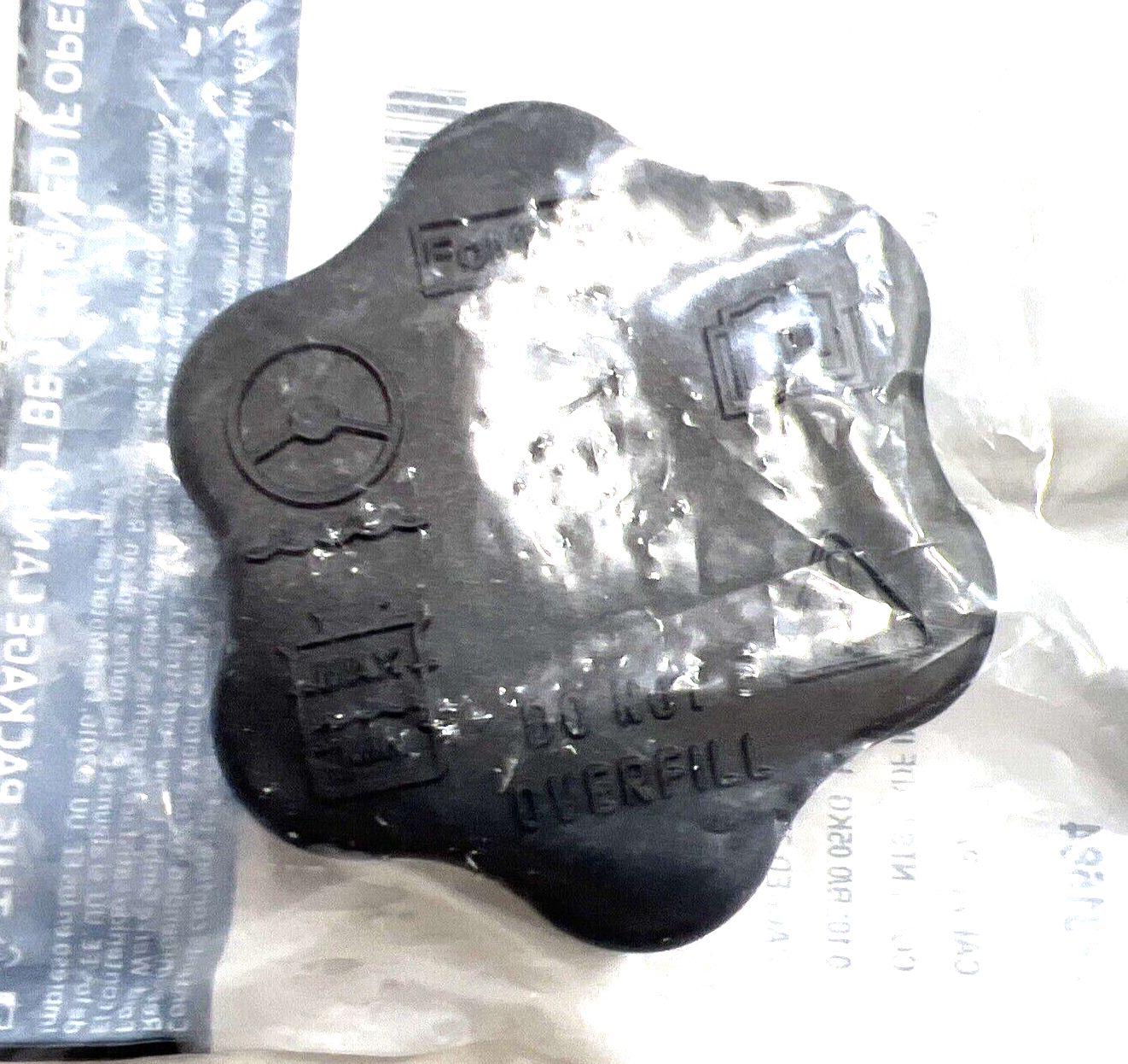 New OEM Genuine Ford E-350 Super Duty 2000-2023 Front Reservoir Cap 8L2Z3A006A