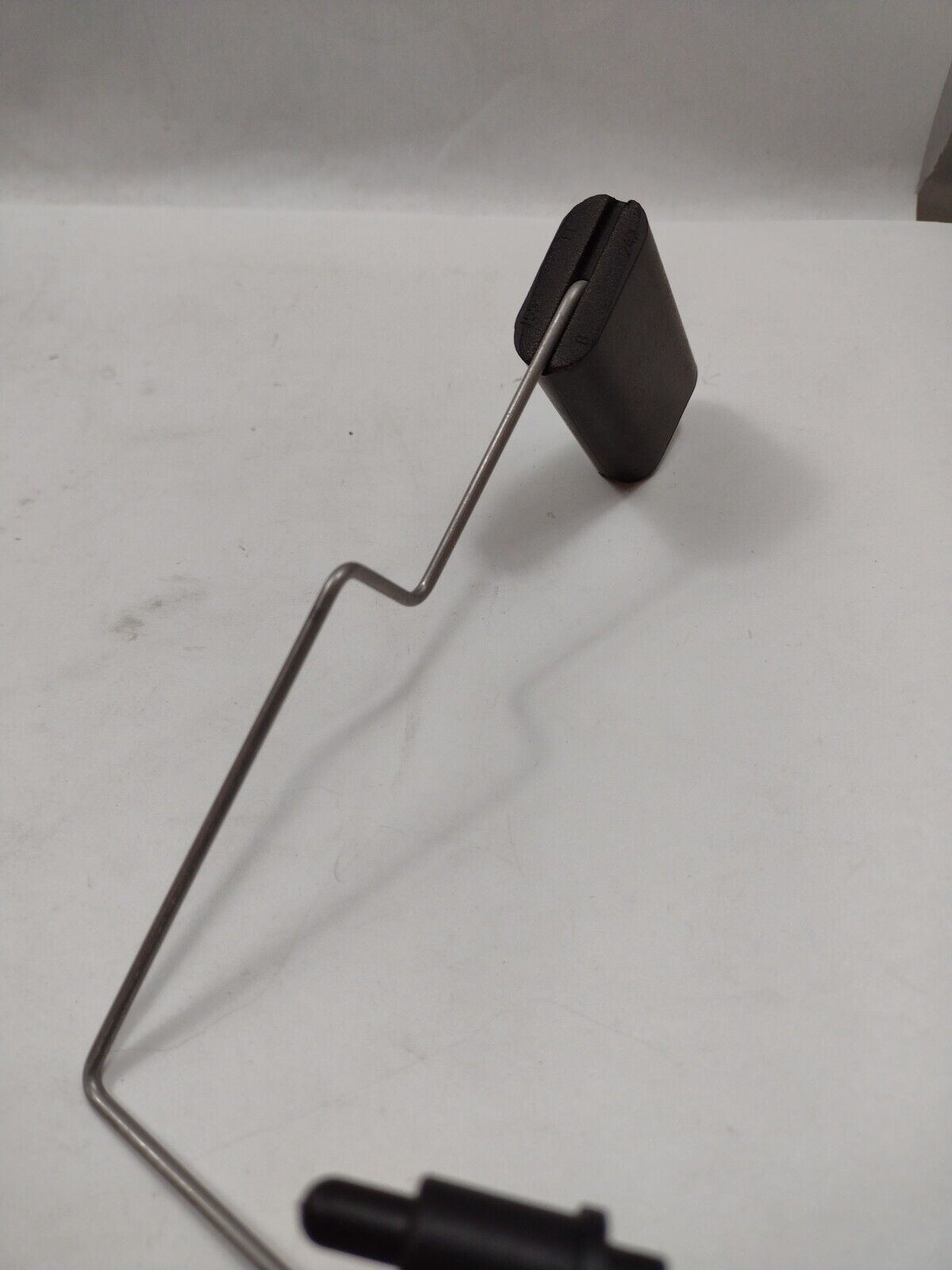 Genuine OEM GM Chevy City Express Fuel Level Sensor 2015-2018 19316398