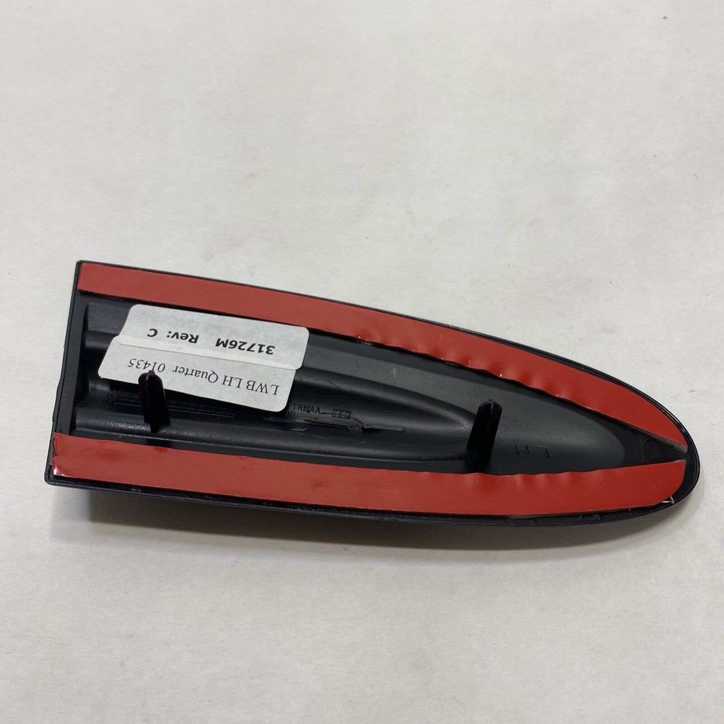 New OEM Mopar Chrylser Town & Country Trim Molding Driver Side 2001-03 RQ31YJRAA