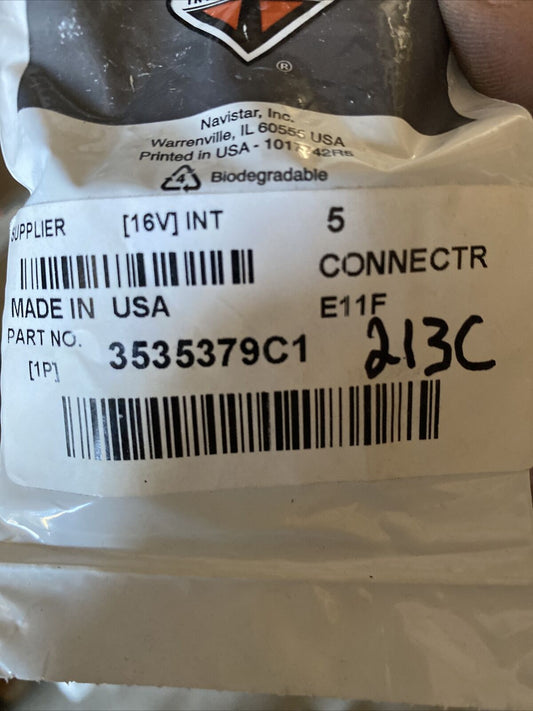 New OEM International Navistar Connector 3535379C1