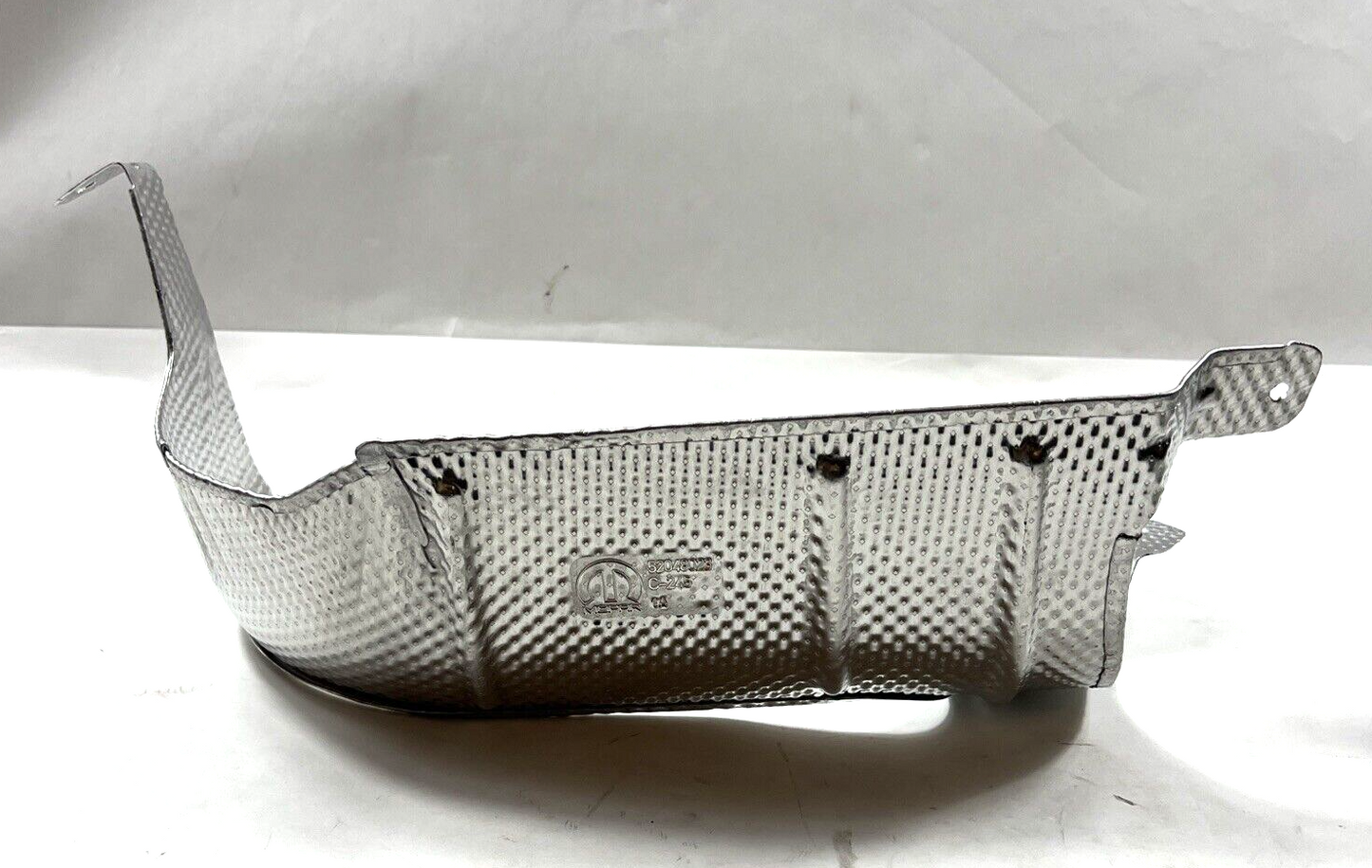 Genuine OEM Mopar Dodge Hornet Compass Fuel Tank Heat Shield 15-25 68305329AA