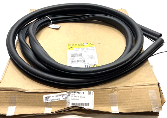 New OEM Genuine GM Trax 2015-2022 Left Driver Side Door Weather strip 94550170
