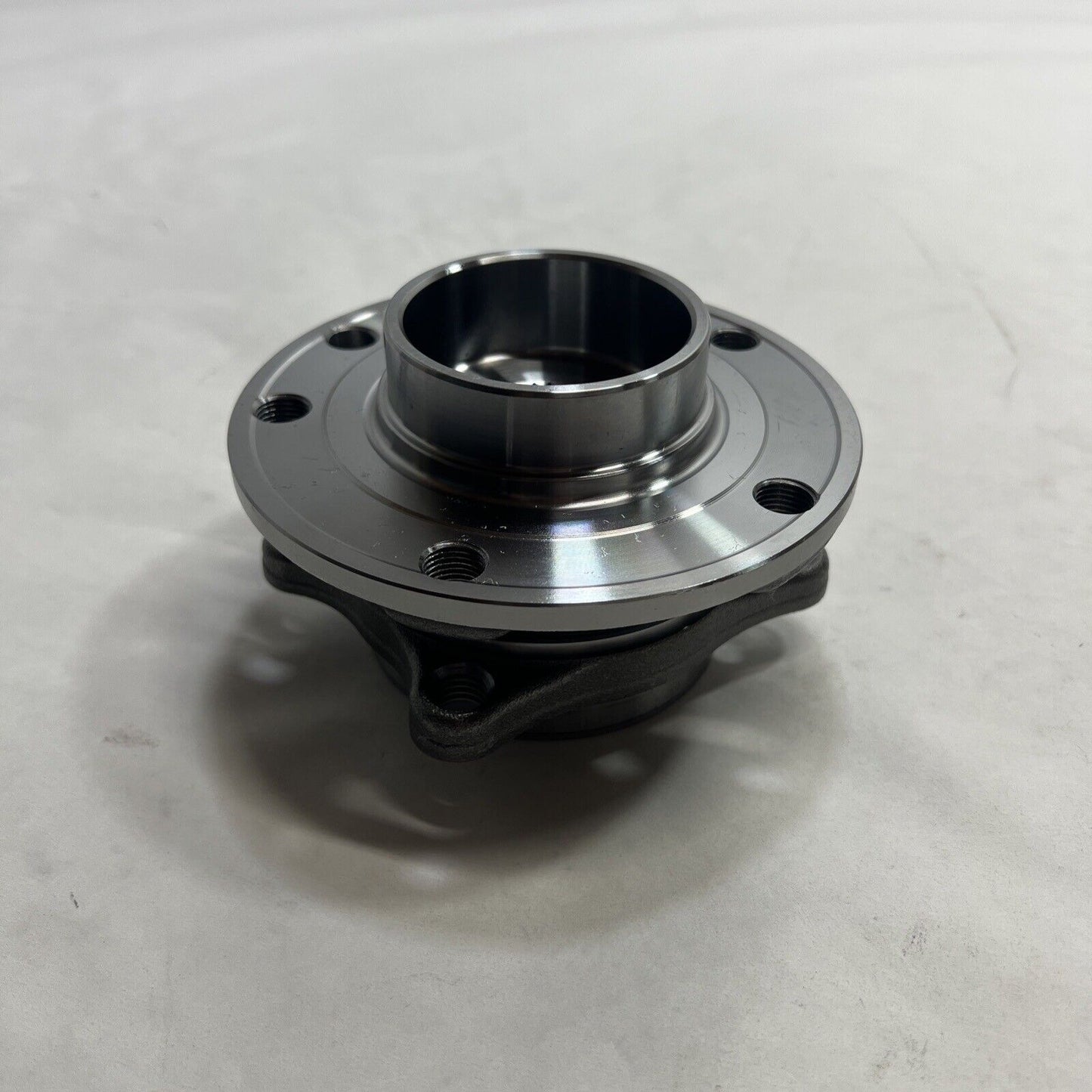 Genuine OEM Mopar Dart Wheel Bearing And Hub Assembly 2013-2017 68346842AA