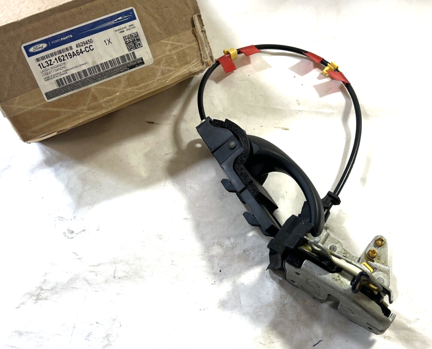 NEW Genuine OEM Ford Door Latch Assembly 1L3Z16219A64CC