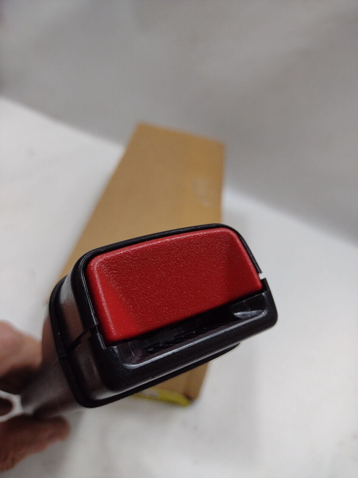 GM Genuine Parts 19149496 Seat Belt Receptacle